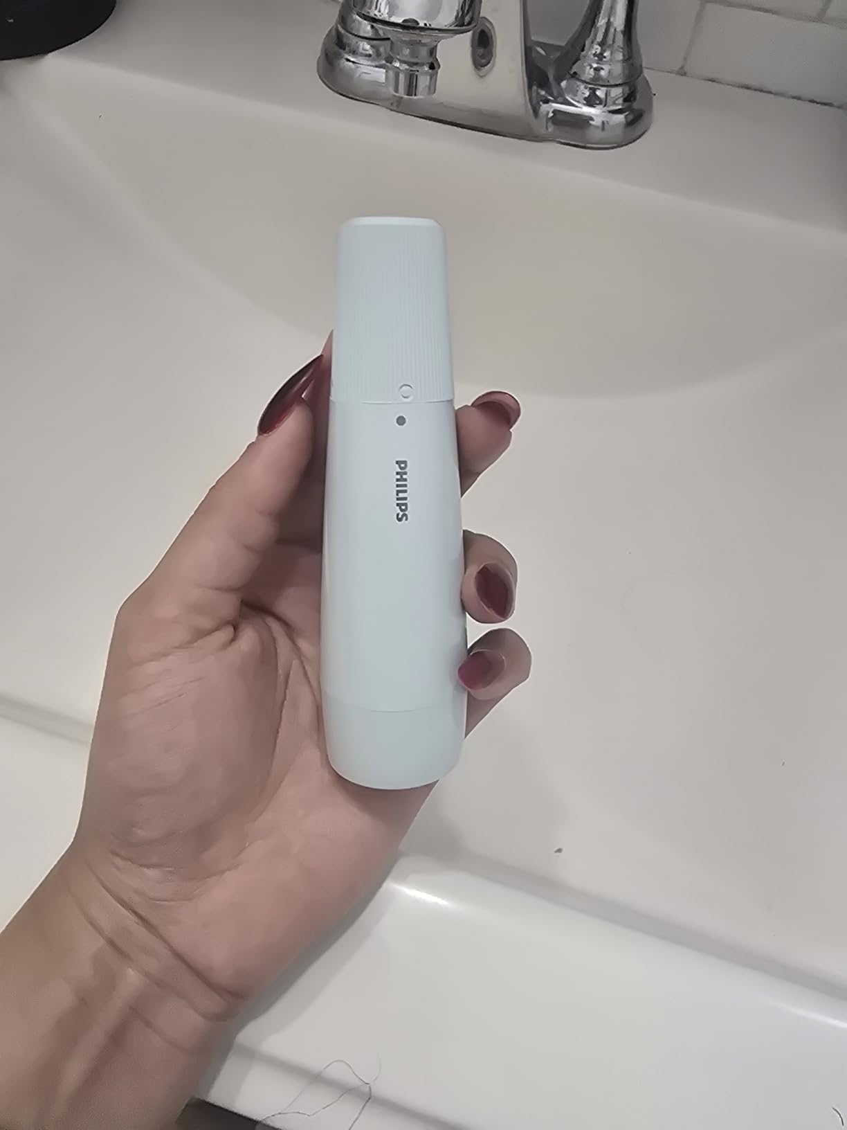 Philips Beauty Series 5000 Electric Shaver and Personal Groomer for Women, Cordless & Compact, Hypoallergenic Head, Gentle & Quick Hair Removal Easy Touch Ups, Mint Green, BRR474/00 customer photo 2