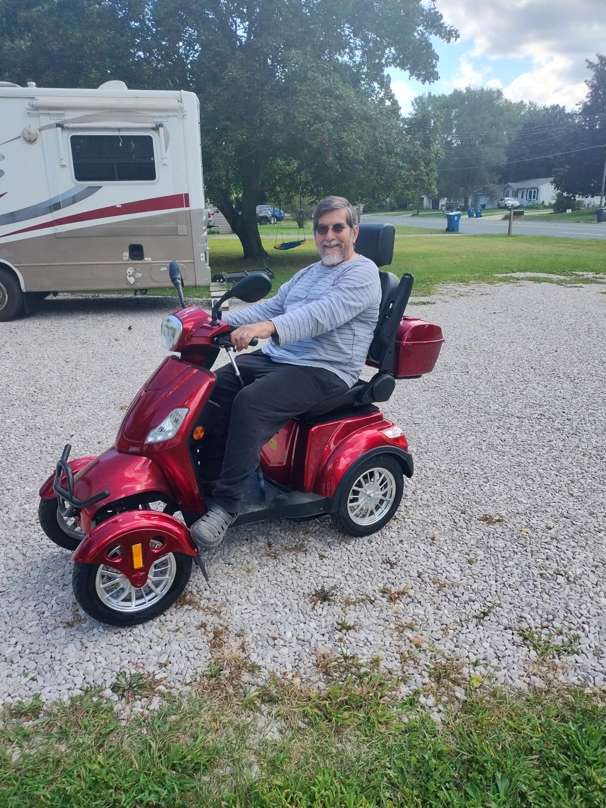Mobility Scooters for Seniors & Adults 500lbs Capacity - 800W All Terrain Electric Powered Mobility Cart - Heavy Duty Mobility Scooter for Elderly w/Charger Remote Keys (Red) customer photo 1