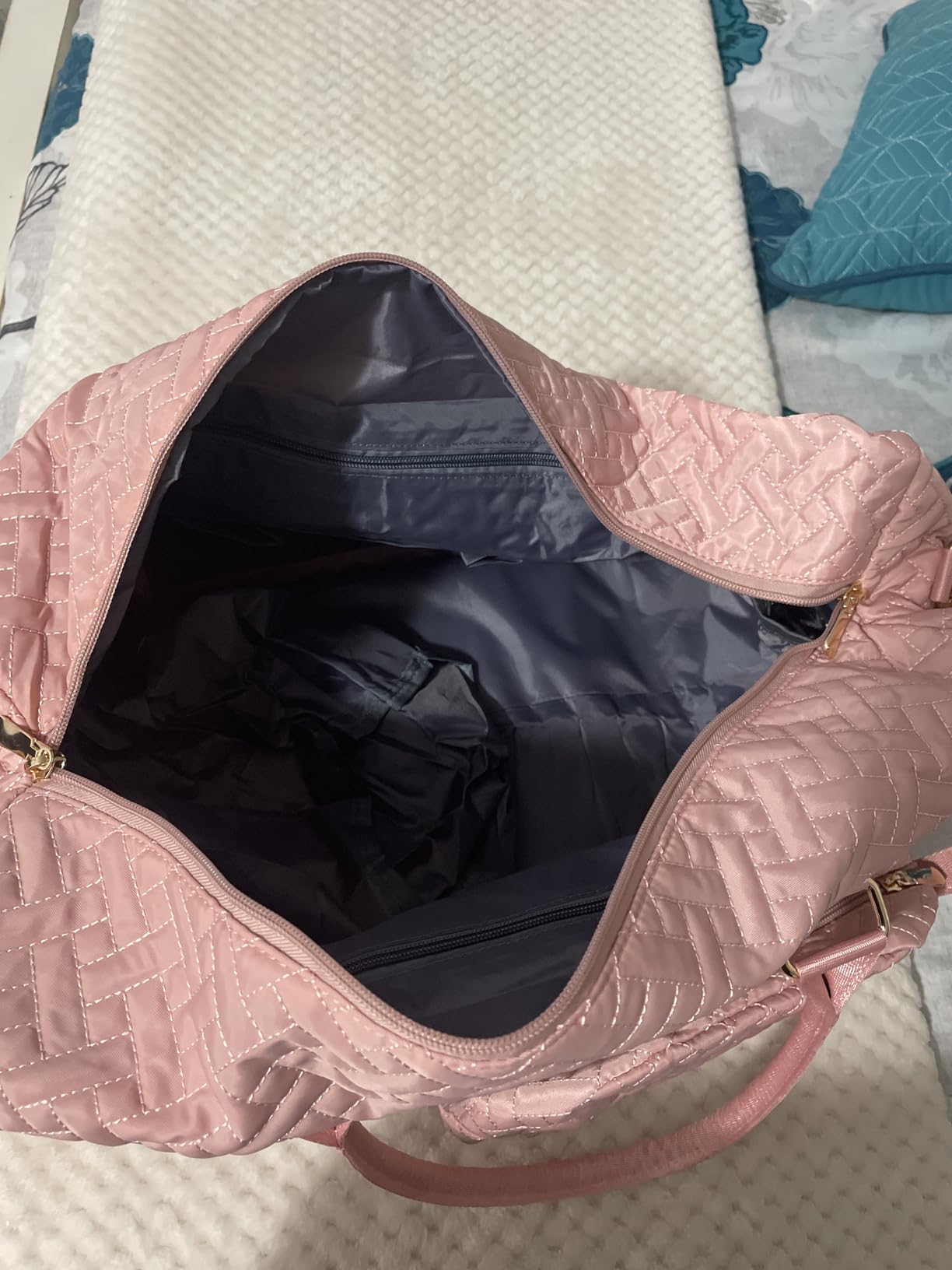 Duffle Bag for Travel, Weekender Bag with Shoe Compartment, Carry On Overnight Bag for Women with Toiletry Bag, Gym Bag with Wet Pocket, Hospital Bags for Labor and Delivery Beige customer photo 2