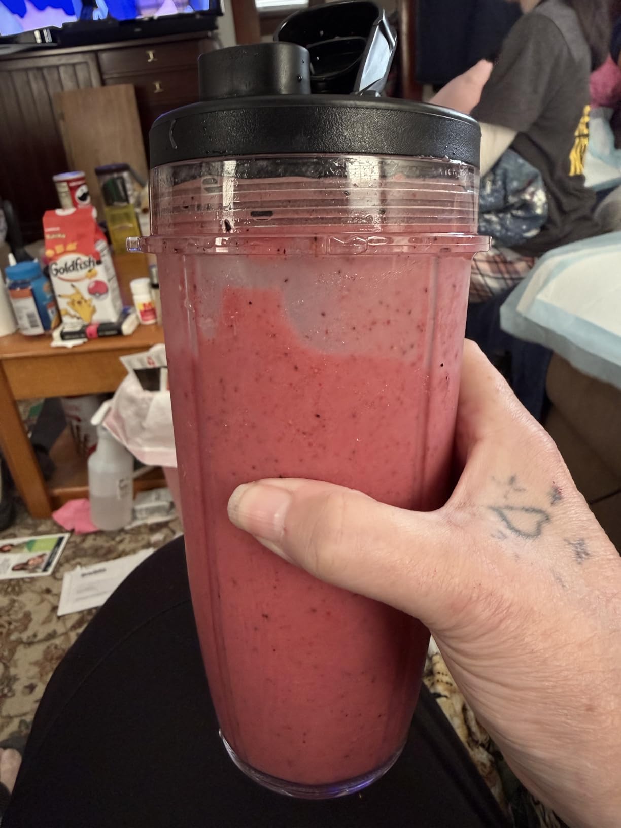 BN751 Professional Plus DUO Blender, 1400 Peak Watts, 3 Auto-IQ Programs for Smoothies, Frozen Drinks & Nutrient Extractions, 72-oz. Total Crushing Pitcher & (2) 24 oz. To-Go Cups, Black customer photo 2
