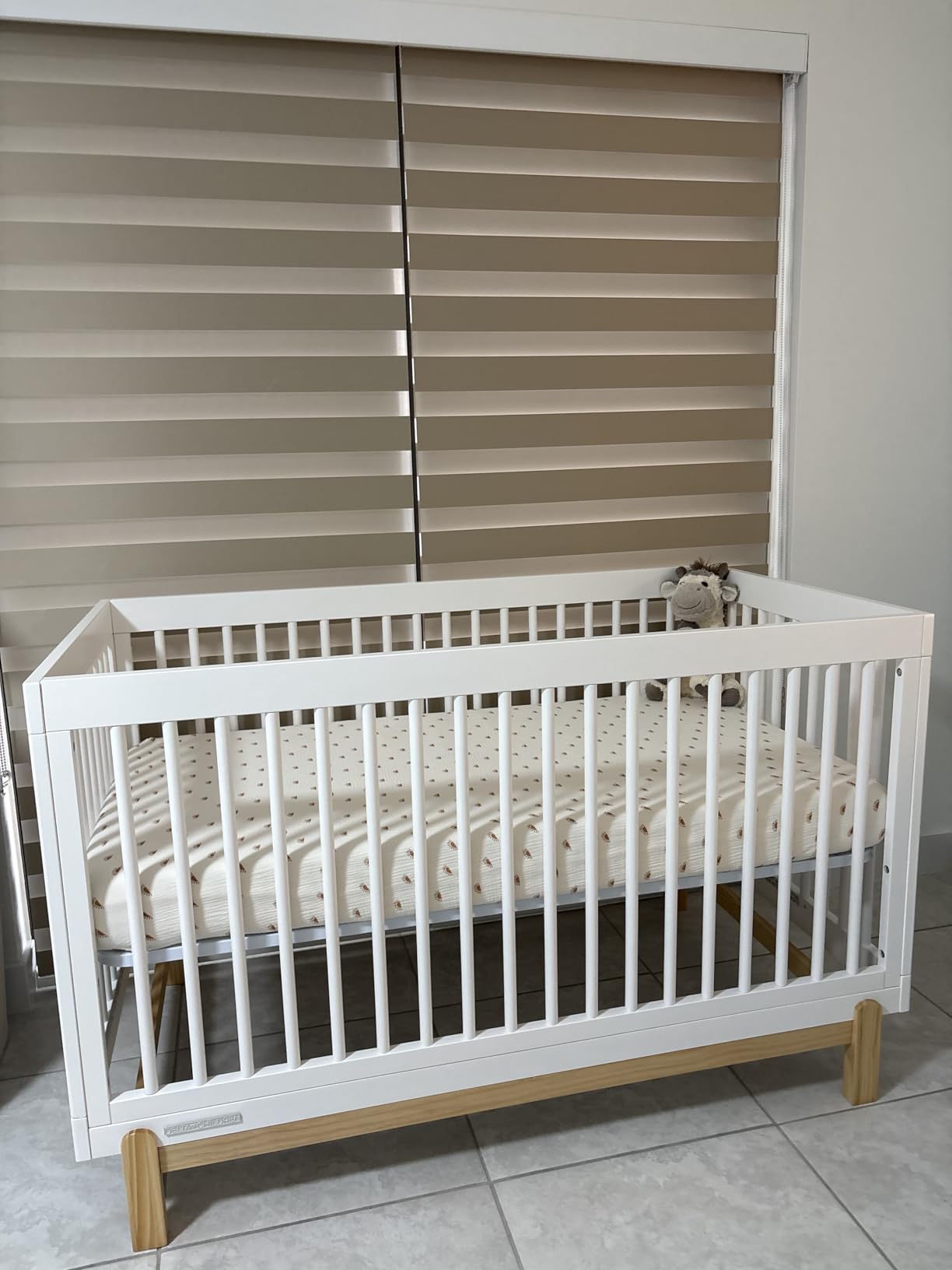 Delta Children Poppy 6-Piece Baby Nursery Furniture Set - Includes: Convertible Crib, Dresser, Changing Top, Mattress, Sheets, & Changing Pad, Midnight Grey w/Natural customer photo 2