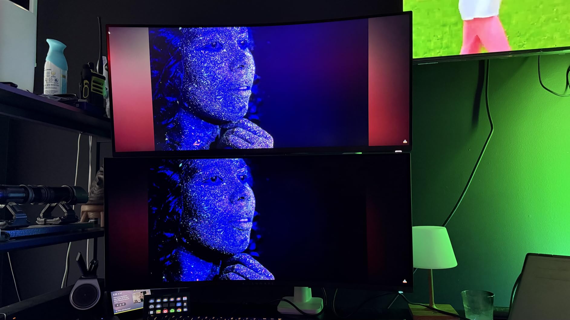 Alienware AW3423DWF Curved QD-OLED Gaming Monitor - 34-inch Quantum Dot OLED 0.1Ms 165Hz 21:9 Curved Display, 99.3% DCI-P3 Color Gamut, VESA DisplayHDR True Black 400, AMD FreeSync Premium Pro - Black customer photo 1