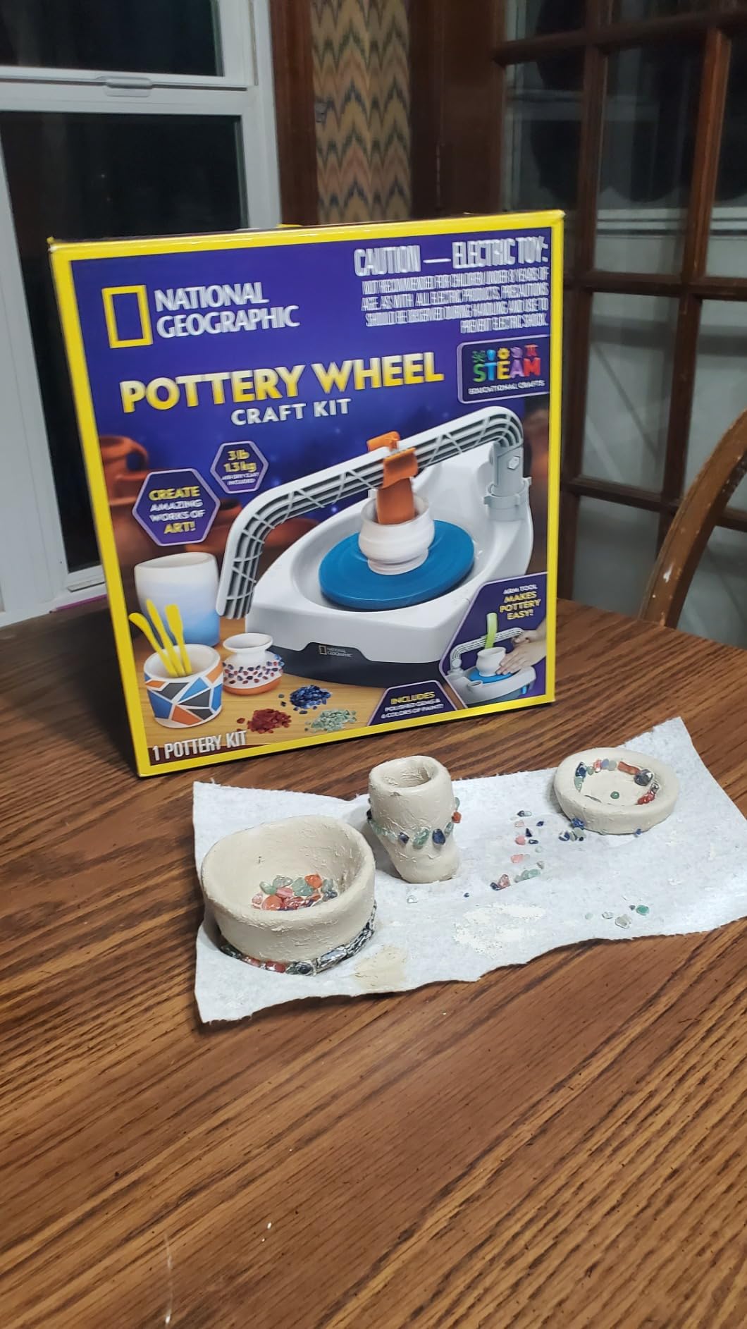 NATIONAL GEOGRAPHIC Deluxe Pottery Wheel Kit - Complete Starter Pottery Set, Plug-In Motor, 3 lbs. Air Dry Clay, Gemstone Chips, Sculpting Tools, Patented Arm Tool, Paints & More, Great Kids Craft Kit customer photo 1