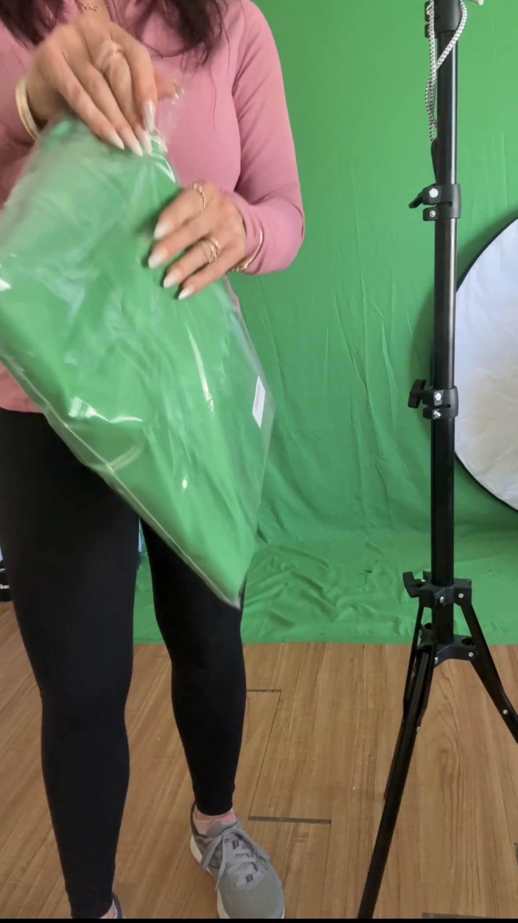White Backdrop for Photoshoot, 10x10 ft Photo Backdrop Curtain Double-Side for Photography, Polyester Fabric White Background Screen for Photographic Studio Baby Picture Party Prop customer photo 1