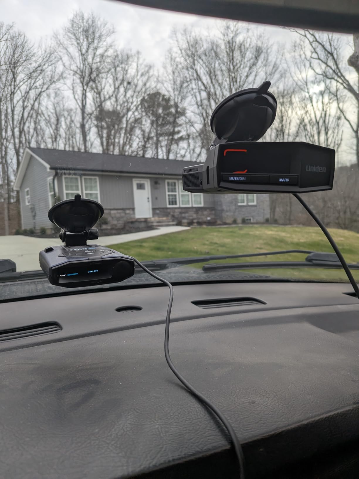 Escort MAX 360 MKII Radar and Laser Detector Bluetooth Enabled, 360° Directional Arrows, Exceptional Range, Shared Alerts, Apple CarPlay and Android Auto Compatible, Black customer photo 2