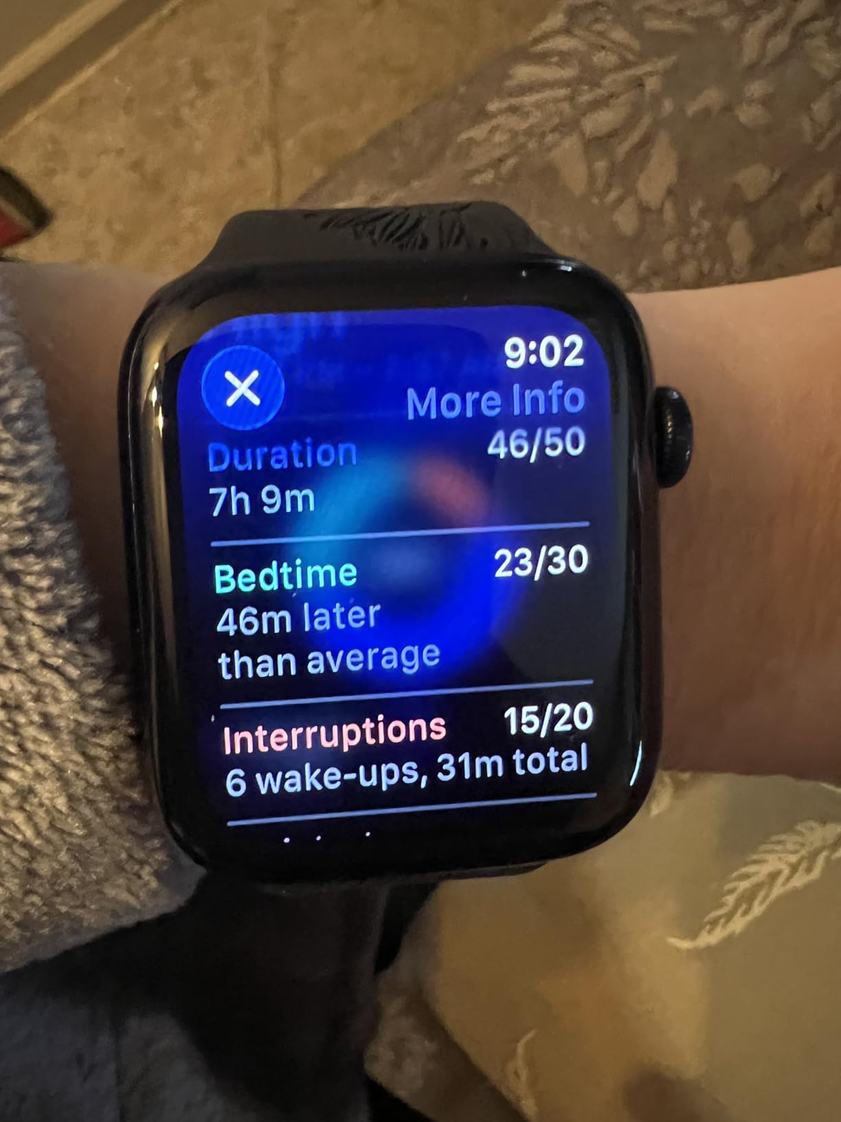 Apple Watch SE (2nd Gen) (GPS, 44mm) - Midnight Aluminum Case with Midnight Sport Band, M/L (Renewed) customer photo 1