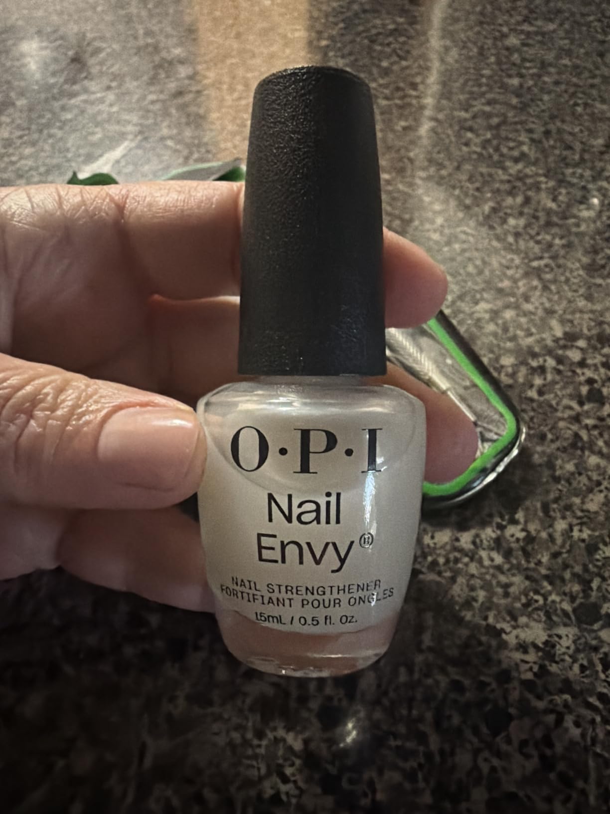 OPI Nail Envy Nail Strengthener | Clear & Opaque Crème Nail Polish Treatment | Strengthen Weak & Thin Nails customer photo 1