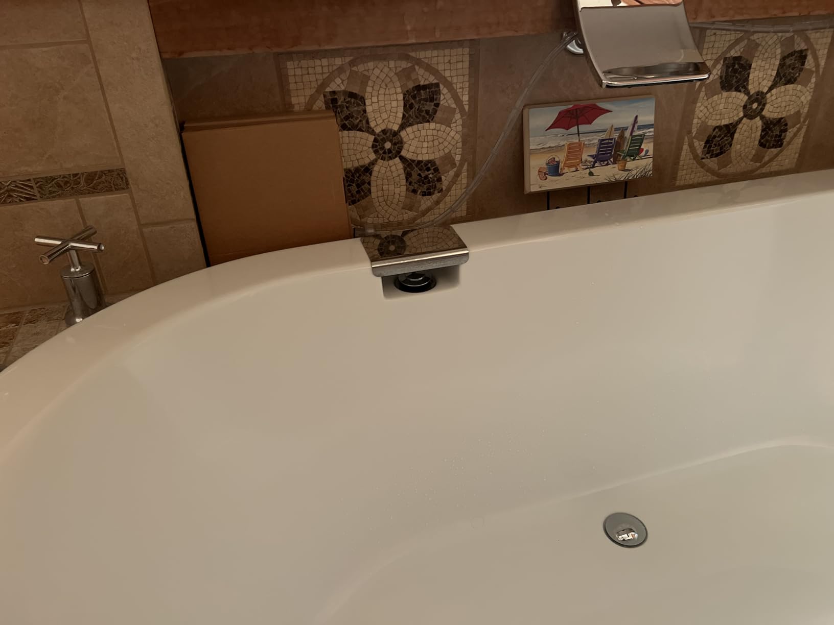Anlige Bathtub Drain Stopper, Pop Up Tub Stopper and Cover, Bottom with Hair Catcher, Universal for 1.45 to 1.8 in Drain, Replaces Old Drain Plug, Chrome Silver customer photo 2