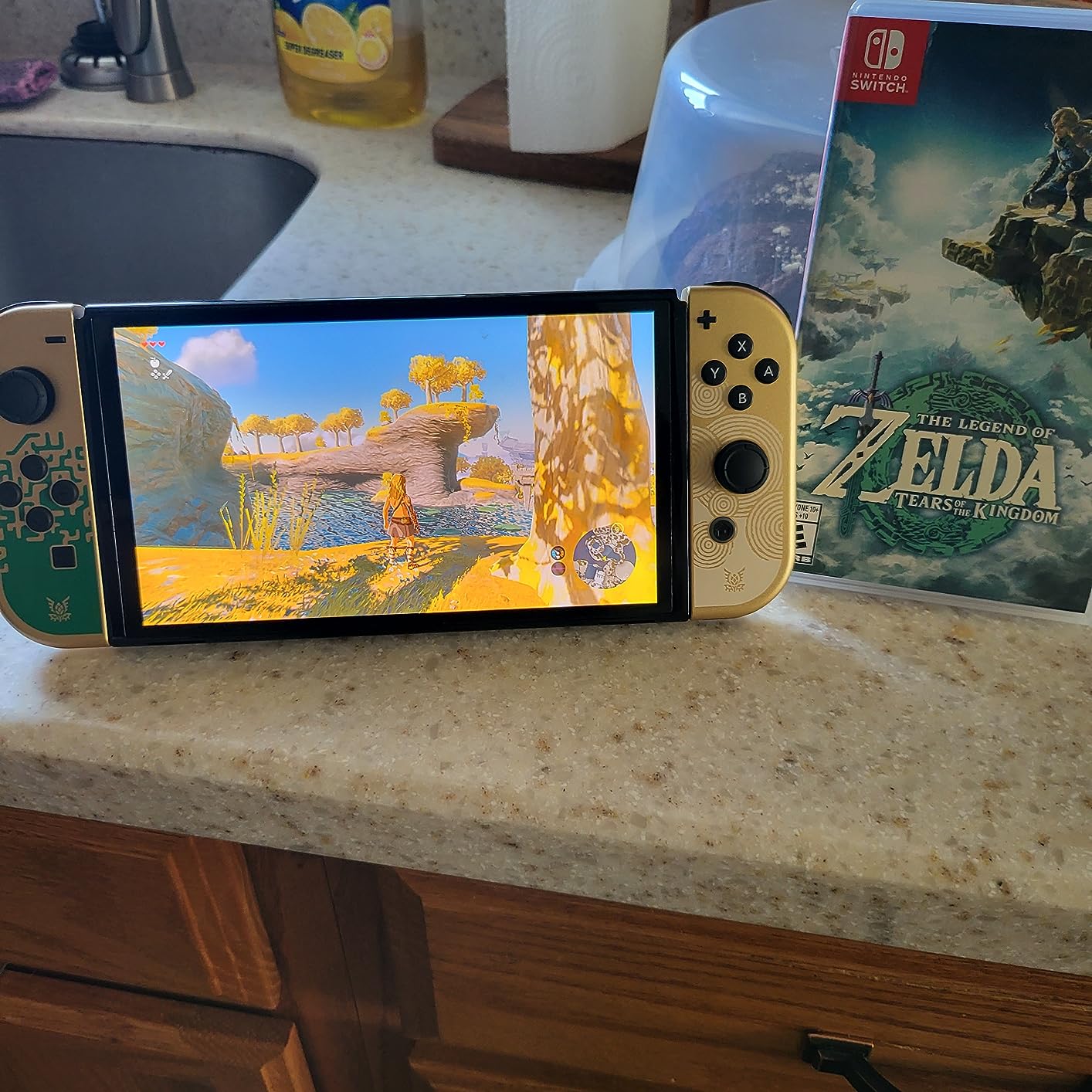 Nintendo Switch - OLED Model - The Legend of Zelda: Tears of the Kingdom Edition customer photo 2