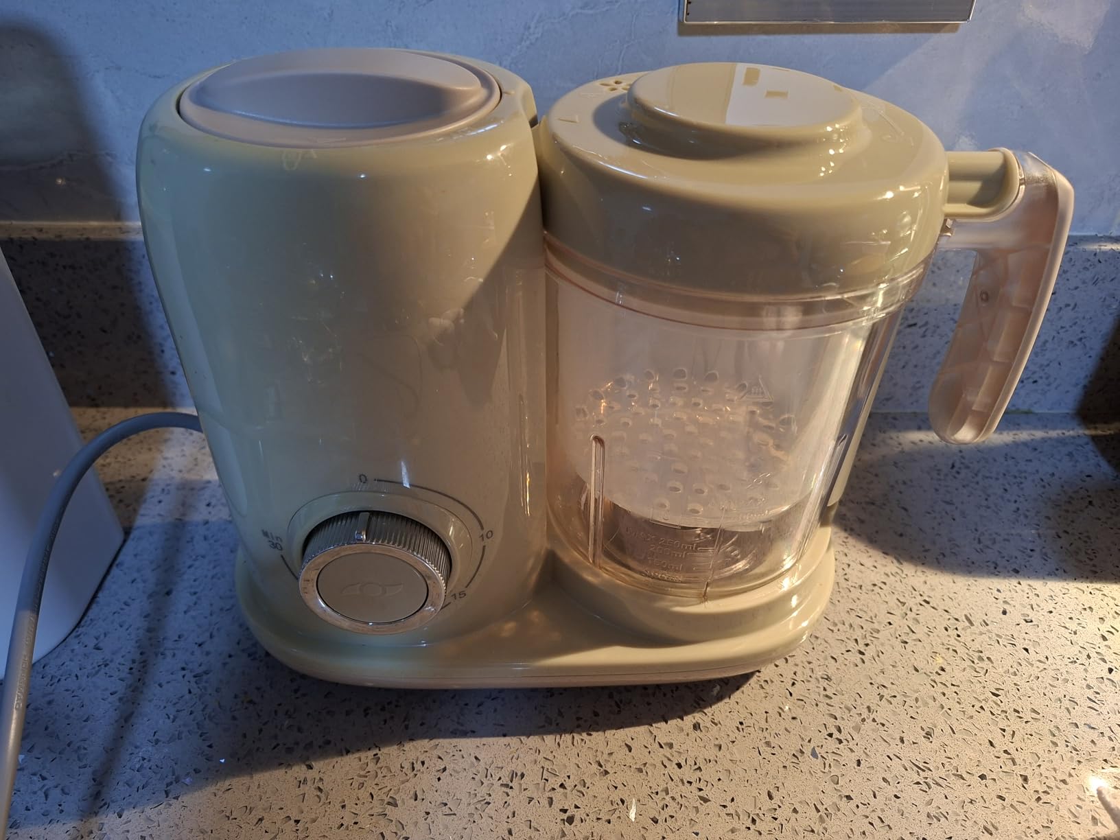 AMZBABYCHEF Baby Food Maker, 4 in 1 Baby Food Processor and Steamer, Puree Blender, Multifunctional Baby Puree Maker, Dishwasher Safe (White) customer photo 2