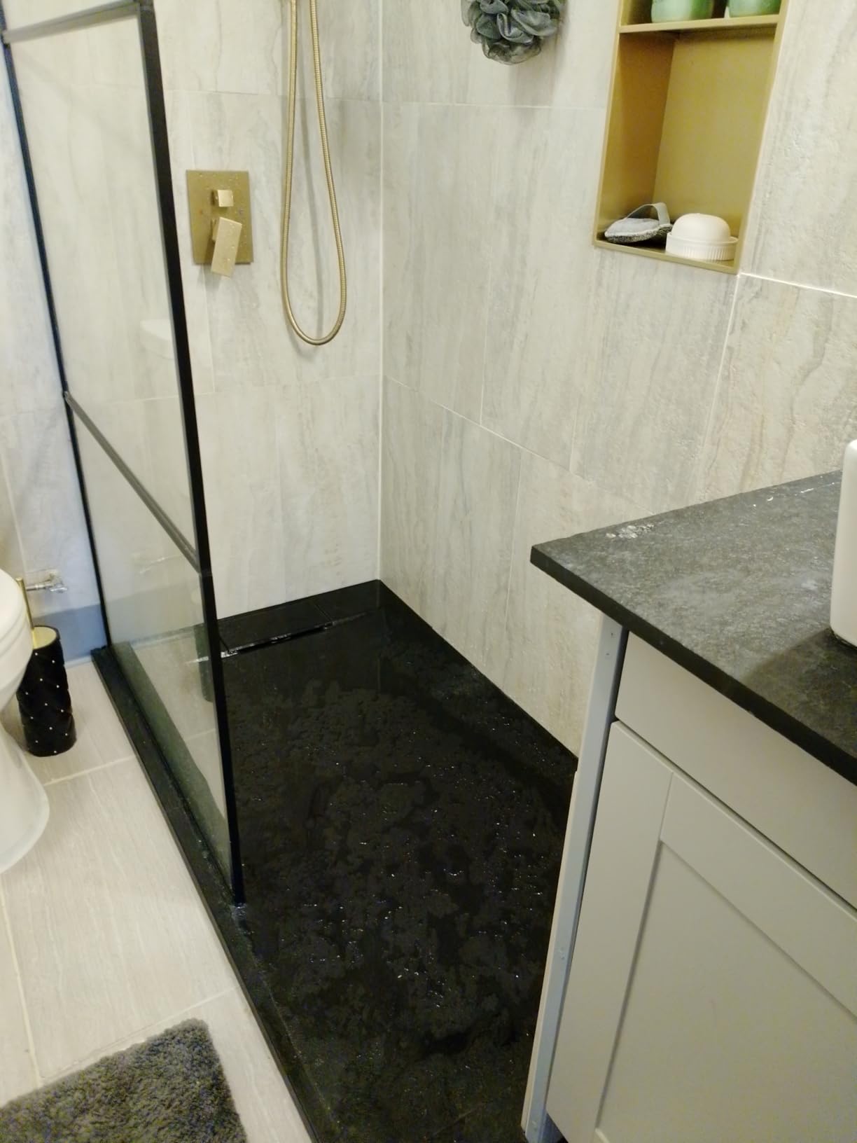 WOODBRIDGE 60 in L x 35.4 in W Zero Threshold End Drain Shower Base with Reversible Drain Placement, Matching Decorative Drain Plate and Tile Flange, Wheel Chair Access, Low Profile, White customer photo 2