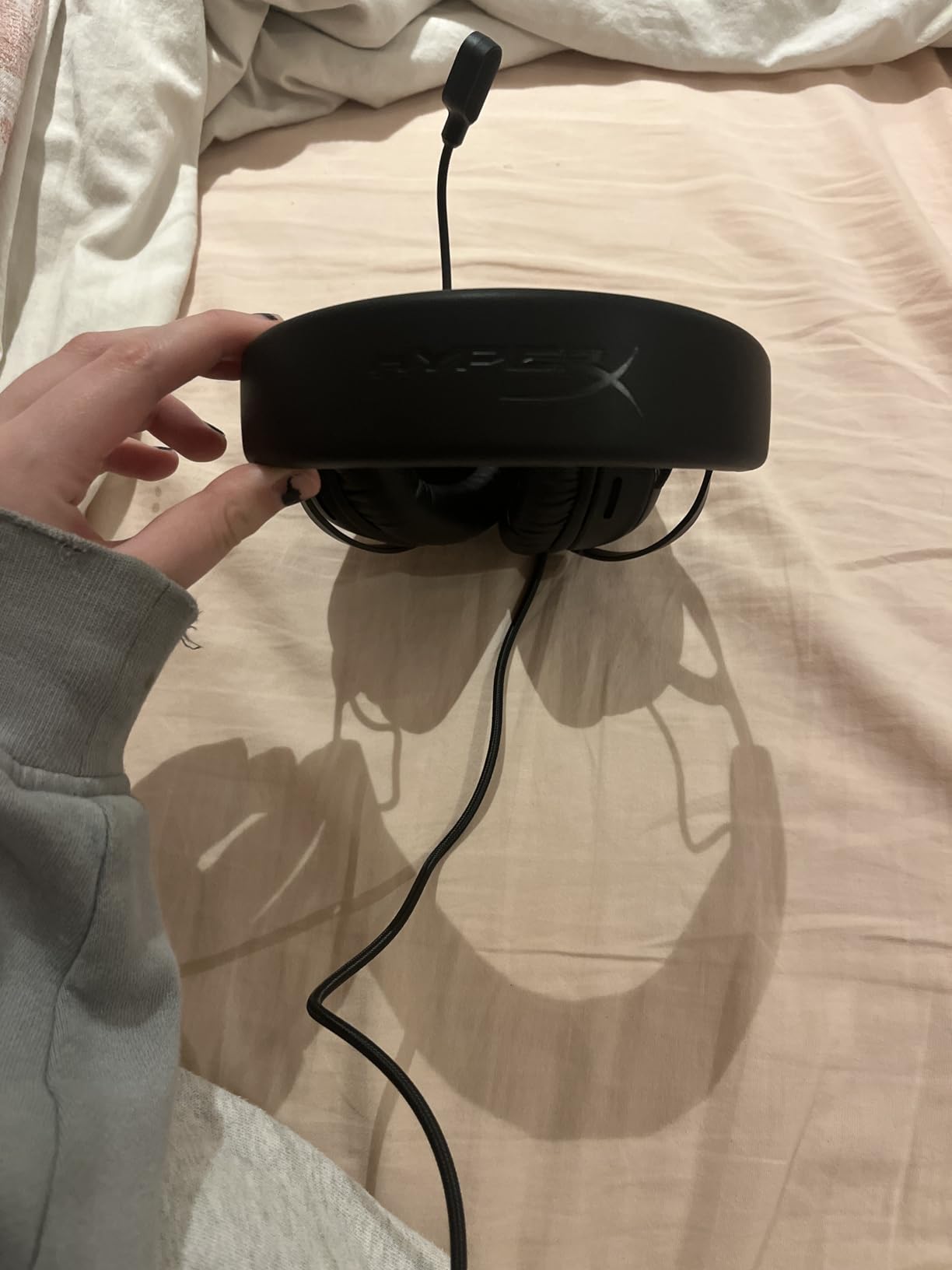 HyperX Cloud III - Wired Gaming Headset, PC, PS5, Xbox Series X|S, Angled 53mm Drivers, Spatial Audio, Memory Foam, Durable Frame, Ultra-Clear 10mm Mic, USB-C, USB-A, 3.5mm - Black/Red customer photo 2