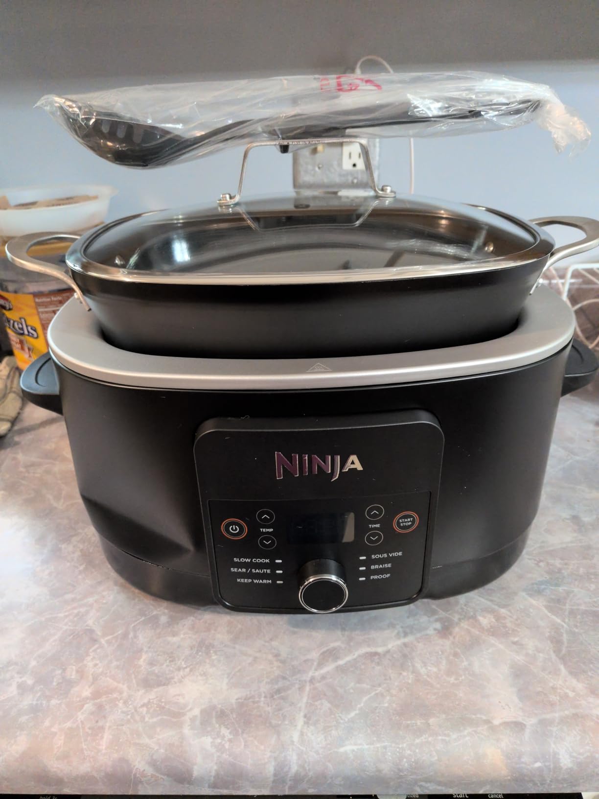 Ninja 12-in-1 PossibleCooker PLUS | 8.5-qt - Sous Vide & Proof Multi-Cooker | Slow Cooker, Dutch Oven & More | Glass Lid & Integrated Spoon | Nonstick | Oven Safe Pot to 500F | Black | MC1010 customer photo 2