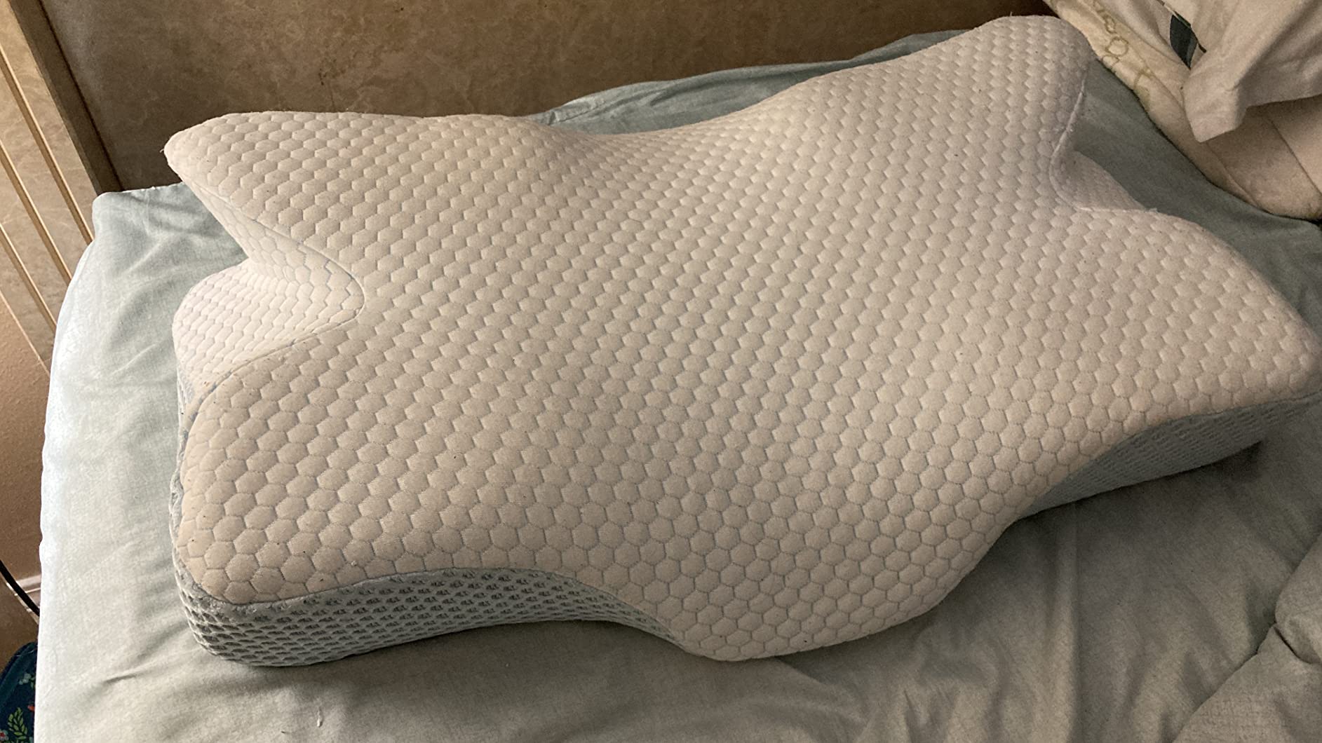 Anvo Cervical Neck Pillow for Neck and Shoulder Pain - Memory Foam Pillows for Pain Relief Sleeping, Contour Orthopedic for Side Back Stomach Sleeper, Grey customer photo 1