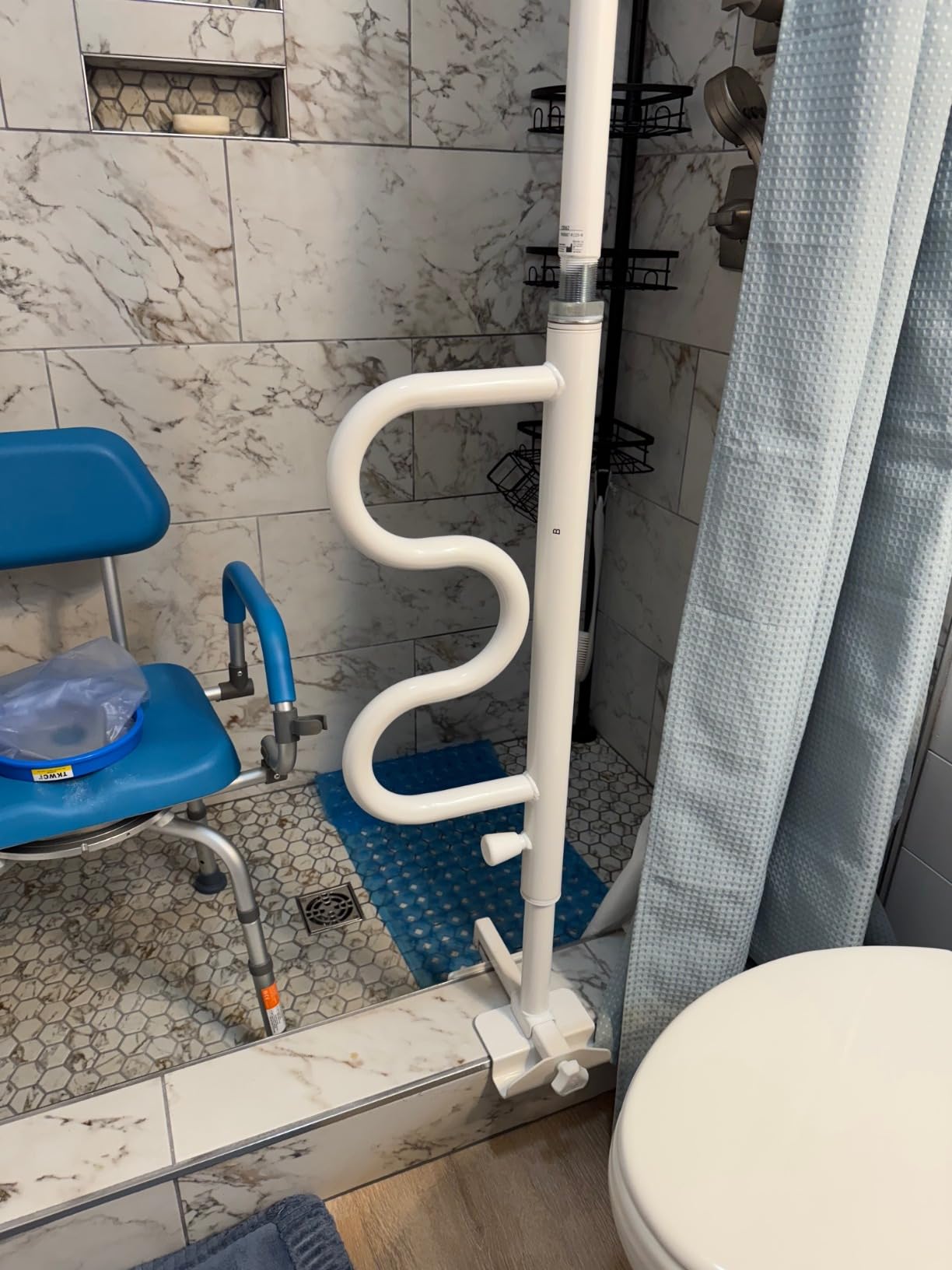 Stander Wonder Bathtub Pole, Security-Pole and Curve Grab Bar, Adjustable Shower Handle for Bathtubs, Clamp on Bathroom Safety Rail for Seniors, Elderly Adults, No Drill Installation, White customer photo 2