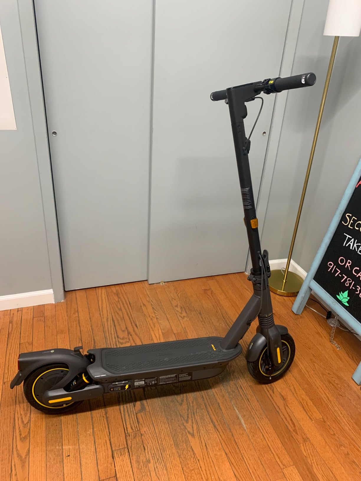 Segway Ninebot MAX G2 Electric Scooter - 22-28 MPH, Long Range, Dual Suspension & Braking, UL-2272 Certified customer photo 2