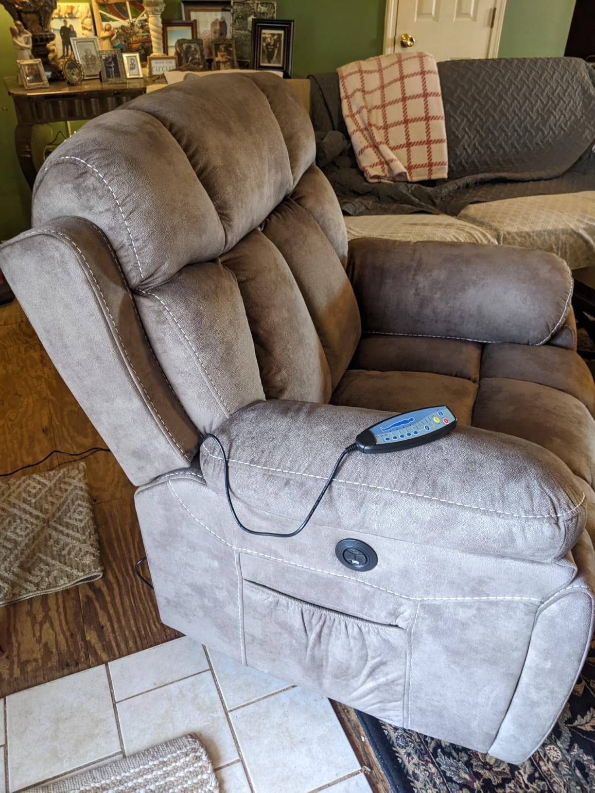CANMOV Large Power Lift Recliner Chairs with Massage and Heat for Elderly Big People, Heavy Duty Motion Reclining Mechanism-Anti Skid Fabric Recliner Chair with 2 Concealed Cup Holders,Dark Gray customer photo 1