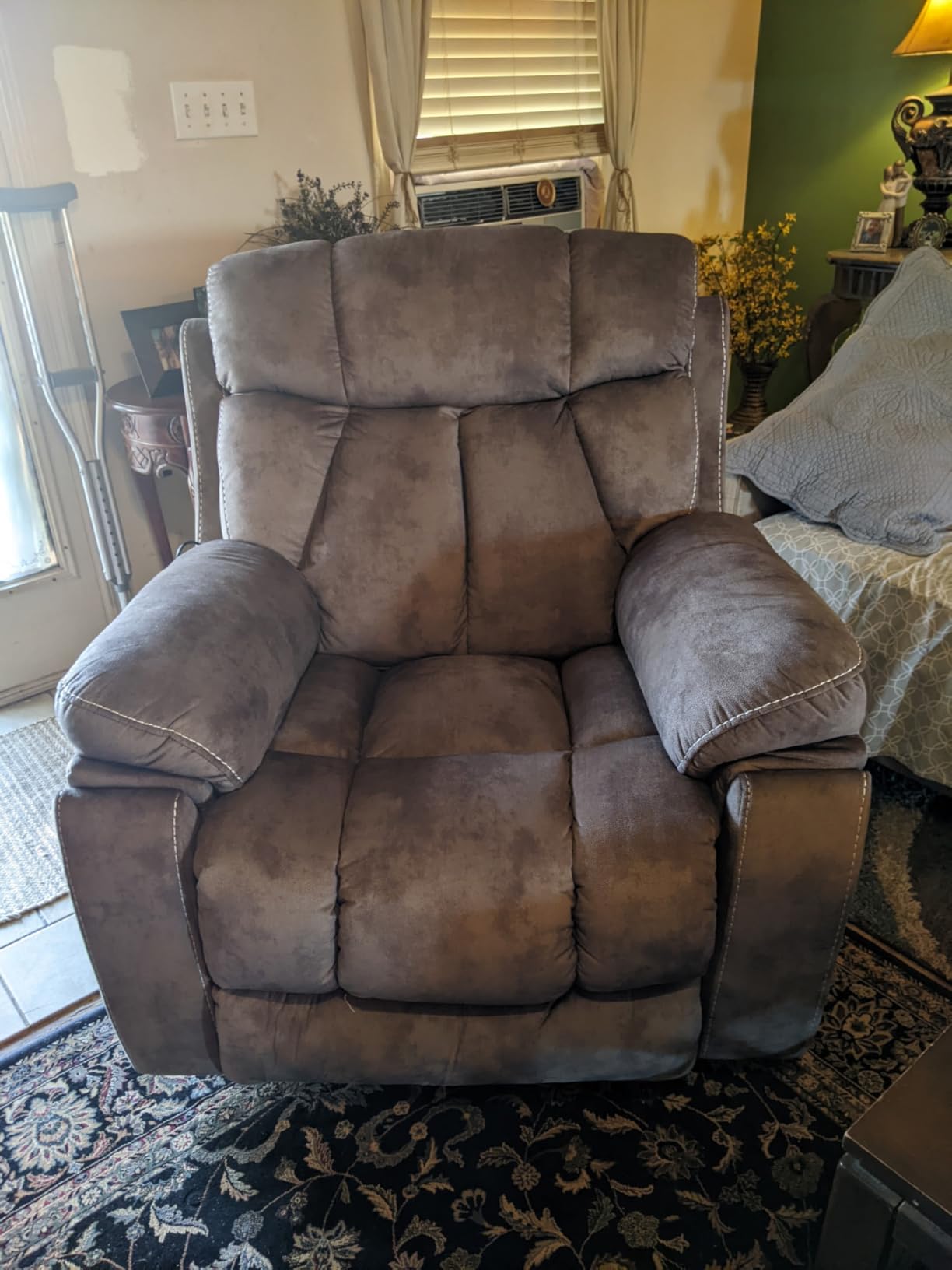 CANMOV Large Power Lift Recliner Chairs with Massage and Heat for Elderly Big People, Heavy Duty Motion Reclining Mechanism-Anti Skid Fabric Recliner Chair with 2 Concealed Cup Holders,Dark Gray customer photo 2