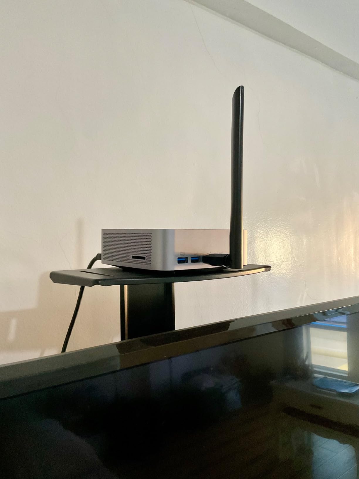 GEEKOM Mini PC[Business Cost-Saving Star] IT12(3-Year Coverage) with 12th Gen Intel i5-12450H Mini Computers,16 RAM/512GB SSD(Not LPDDR) Windows 11 Pro Desktop PC (Low-Power),Dual USB 4/8K(UHS-II) customer photo 1