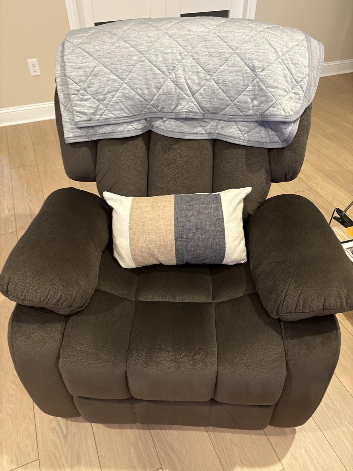 EBELLO Wall Hugger Reclining Loveseat, Classic and 2 Seat Recliner Couch with Overstuffed Arms and Back for Living Room, Bedroom, Daul Recliner Loveseat, Brown customer photo 1