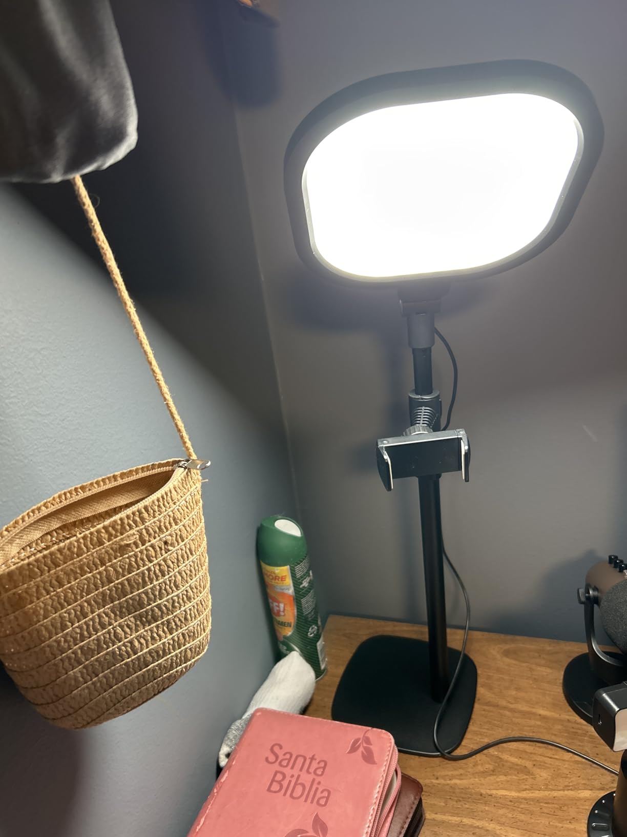 Video Conference Lighting for Zoom Meeting, Ring Light for Desk with Flexible Stand, 30 Light Modes customer photo 1