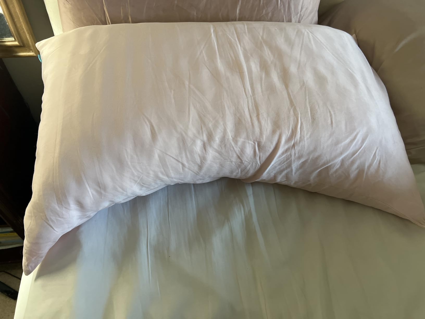 KUCEY Cooling Side Sleeper Pillow for Neck and Shoulder Pain, Luxury Shredded Memory Foam Curved Bed Pillows for Sleeping Set of 1- Adjustable Queen Size- Washable Cover Crescent White customer photo 2