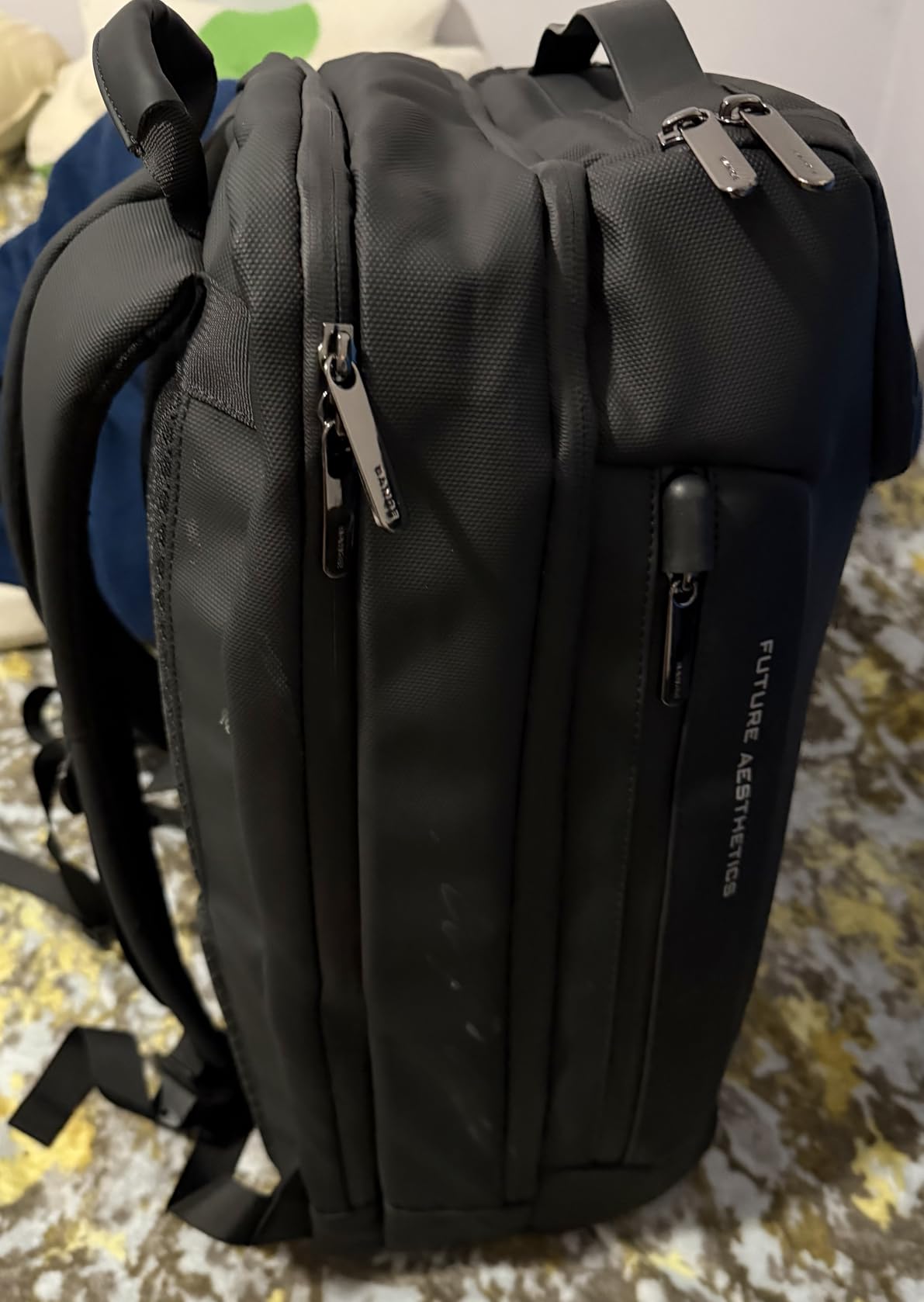 BANGE Men's Anti-Theft Backpack,Waterproof Fashion Travel Backpacks,High Tech Backpack with USB3.0 Charging Port,Business Laptop Backpack Fits 17.3 Inch Notebook customer photo 2