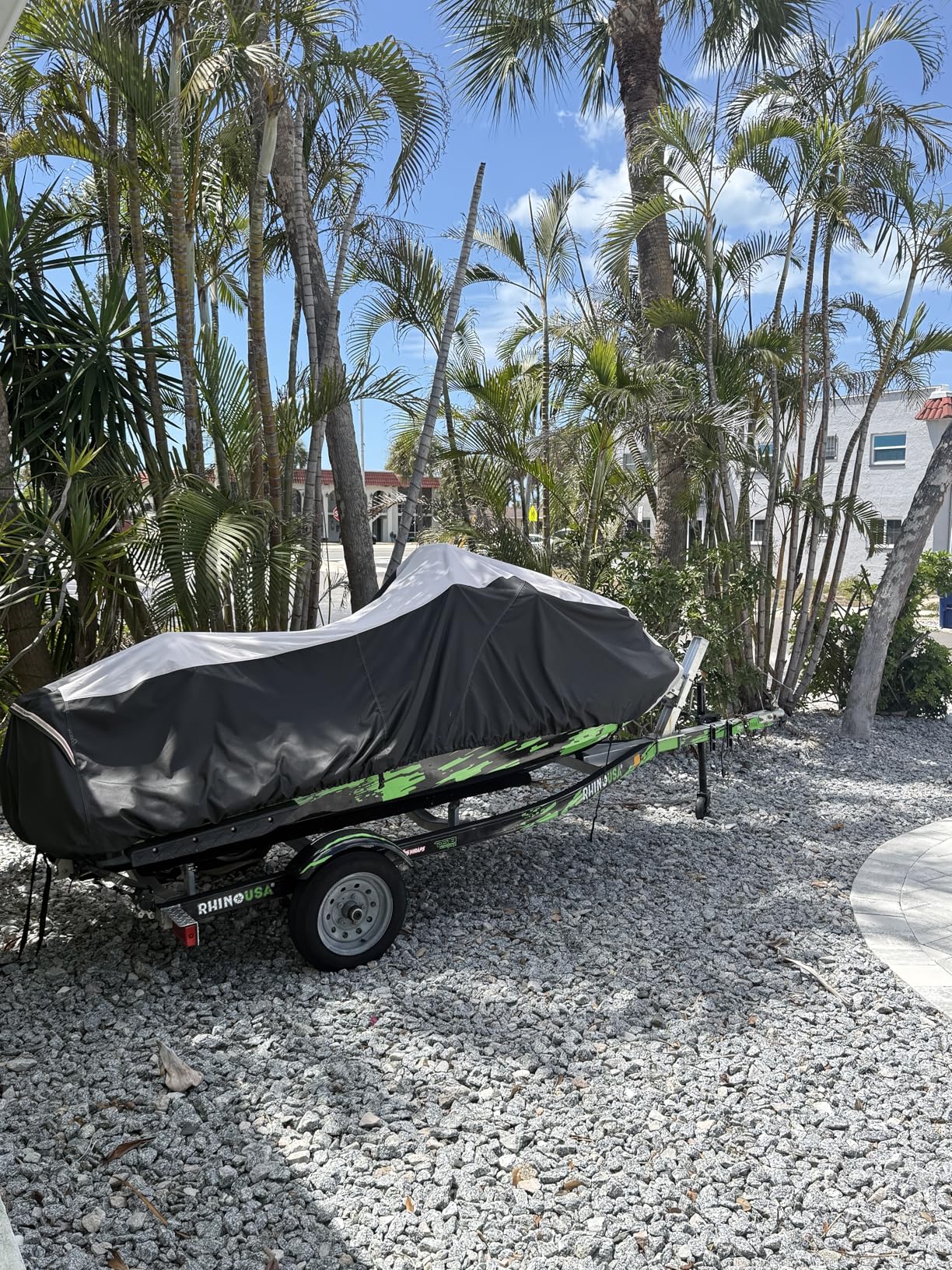 1200D Solution-Dyed Jet Ski Cover with Storage Bag, Waterproof, Anti-UV Trailerable Cover Universal Fit for Yamaha, Seadoo, Jetski, PWC Boat with Reflective Air Vent (Fits from 116