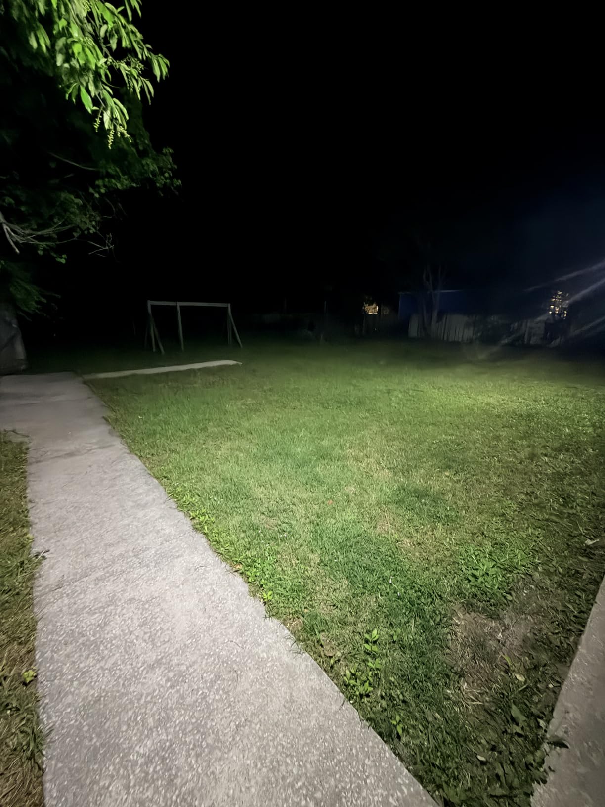 Tuffenough Solar Outdoor Lights 2500LM 210 LED Security Lights with Remote Control,3 Heads Motion Sensor Lights, IP65 Waterproof,270° Wide Angle Flood Wall Lights with 3 Modes(4 Pack) customer photo 2