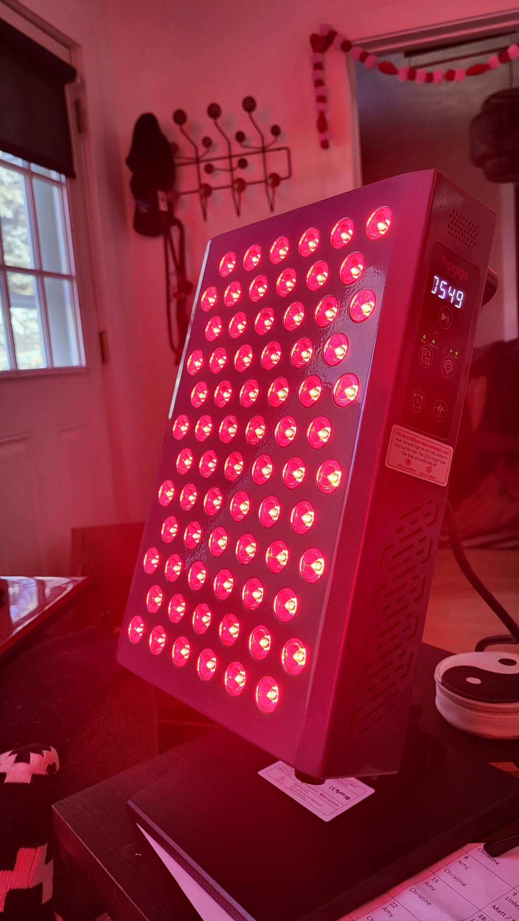 Hooga Red Light Therapy Panel Device - 630nm 660nm 810nm 850nm Red & Near Infrared Light Therapy, LED Light Therapy Lamp, 150 Quad Chip LEDs, Adjustable Brightness, Pulse Mode - ULTRA750 customer photo 2