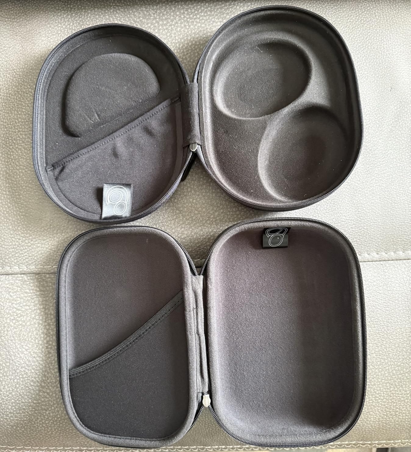 QuietComfort Ultra Headphones Carry Case, Black customer photo 1