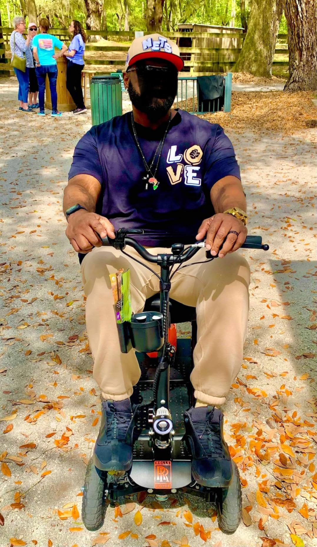 SuperHandy Explorer Mobility Scooter - 4-Wheel, 500W Brushless Motor, 48V Battery, 350 lbs Capacity, 5 mph, Lightweight Aluminum Frame, Patent Pending customer photo 1