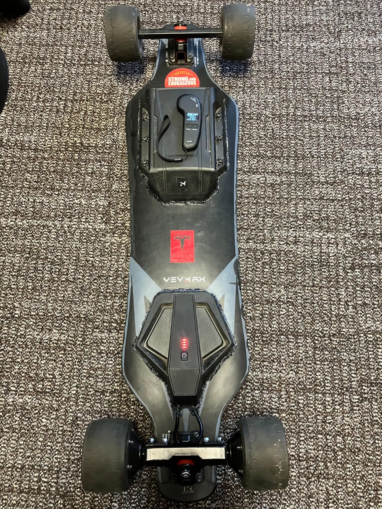 VeyMax X4/Cejour/Mini2 Electric Skateboard with Remote, 29 Mph Top Speed, 1100W Hub Motor, Electric Longboard for Adults ＆ Teens Beginners customer photo 1