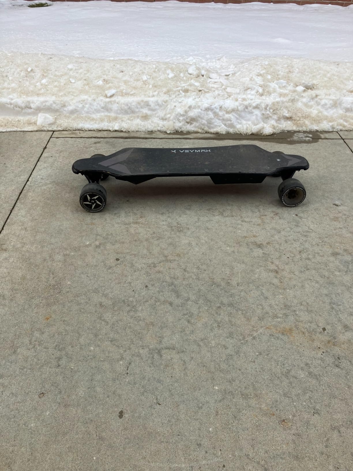 VeyMax X4/Cejour/Mini2 Electric Skateboard with Remote, 29 Mph Top Speed, 1100W Hub Motor, Electric Longboard for Adults ＆ Teens Beginners customer photo 2