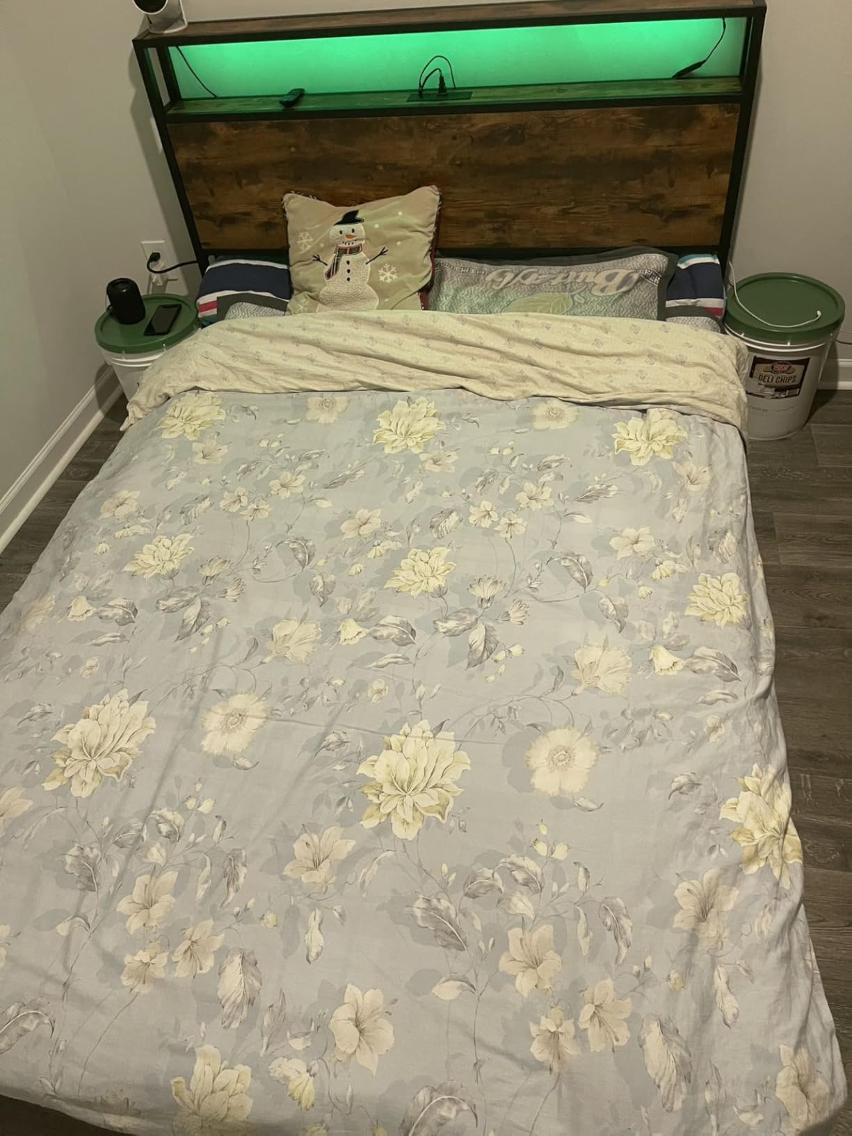 Lifezone Queen Bed Frame with 2-Tier Storage Headboard, Metal Platform Bed Frame with 4 Storage Drawers, Built in Charging Station & LED, Noise-Free/Metal Support/No Box Spring Needed, Vintage Brown customer photo 2