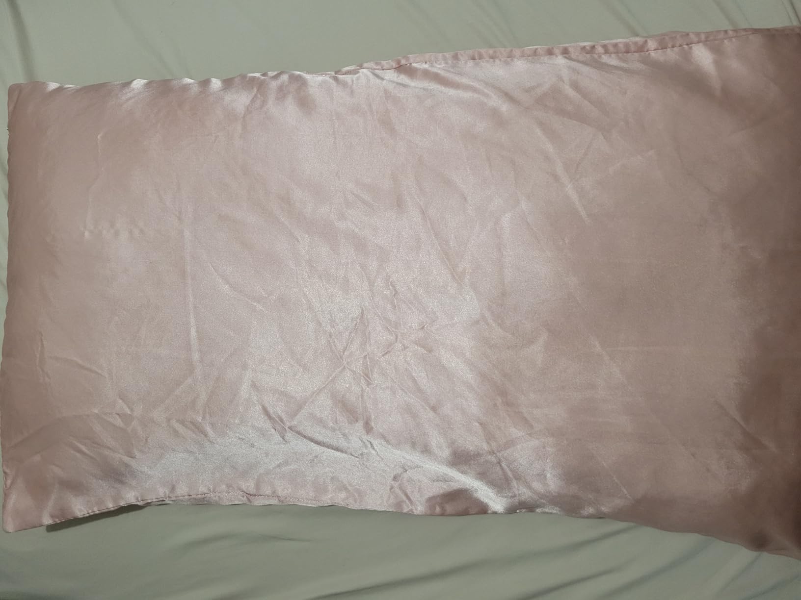 BEDELITE Satin Pillowcase with Zipper 2 Pack, Coral Pillow Cases Standard Size, Super Soft and Cooling Similar to Silk Pillow Cases, Gift for Women Men(20x26 Inches) customer photo 2