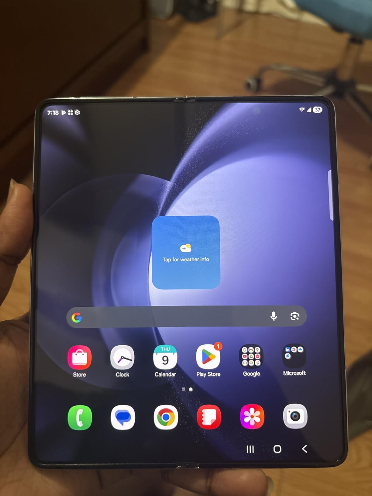 Samsung Galaxy Z Fold 5 5G US Version, 512GB, ICY Blue - Unlocked (Renewed) customer photo 1