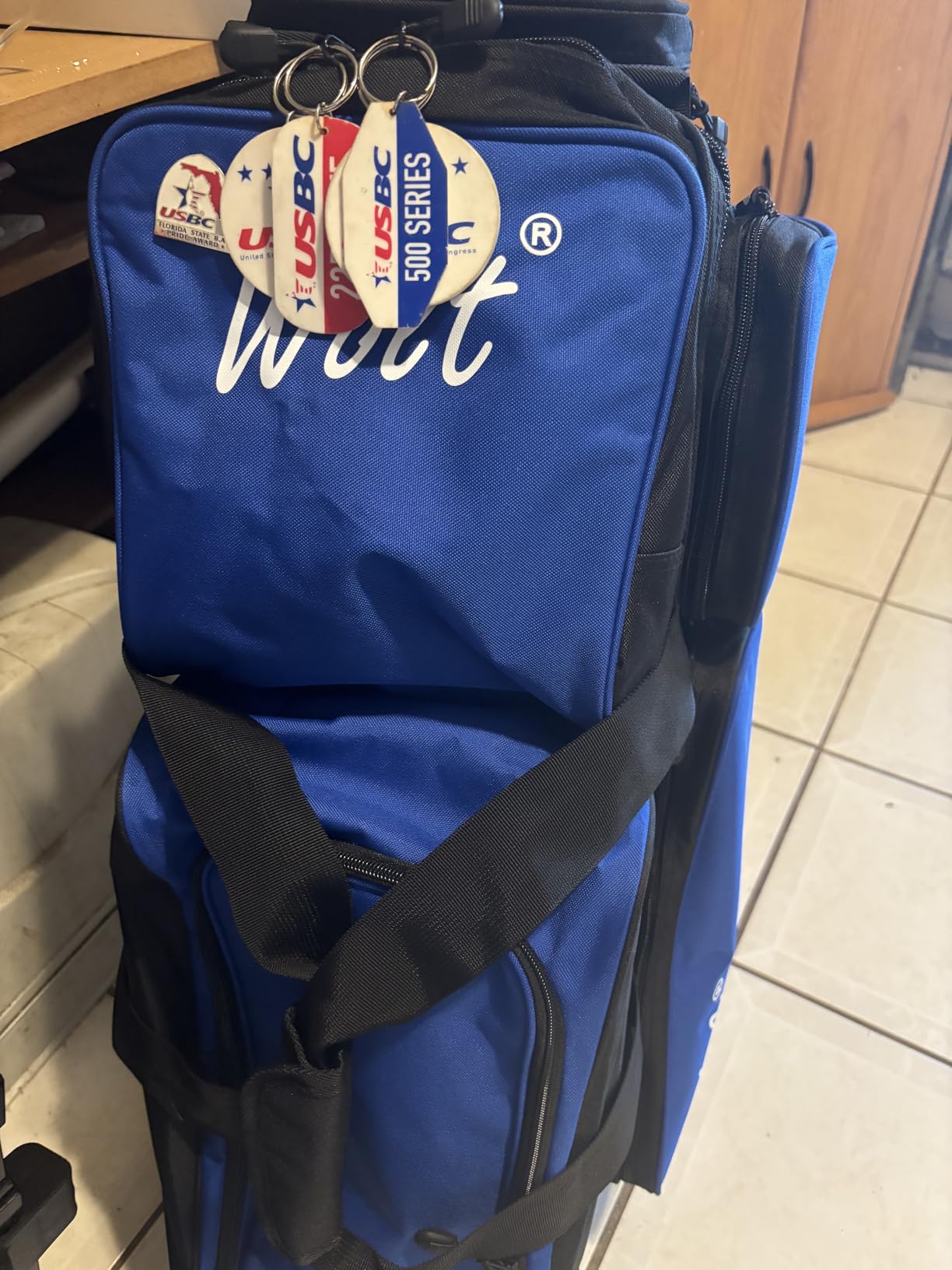 WOLT 3 Ball Bowling Bags with Wheels,Bowling Ball Bag 3 Ball Roller with Separate Shoe Compartment and Accessory Pocket, Retractable Handle Extends to 38'' customer photo 2