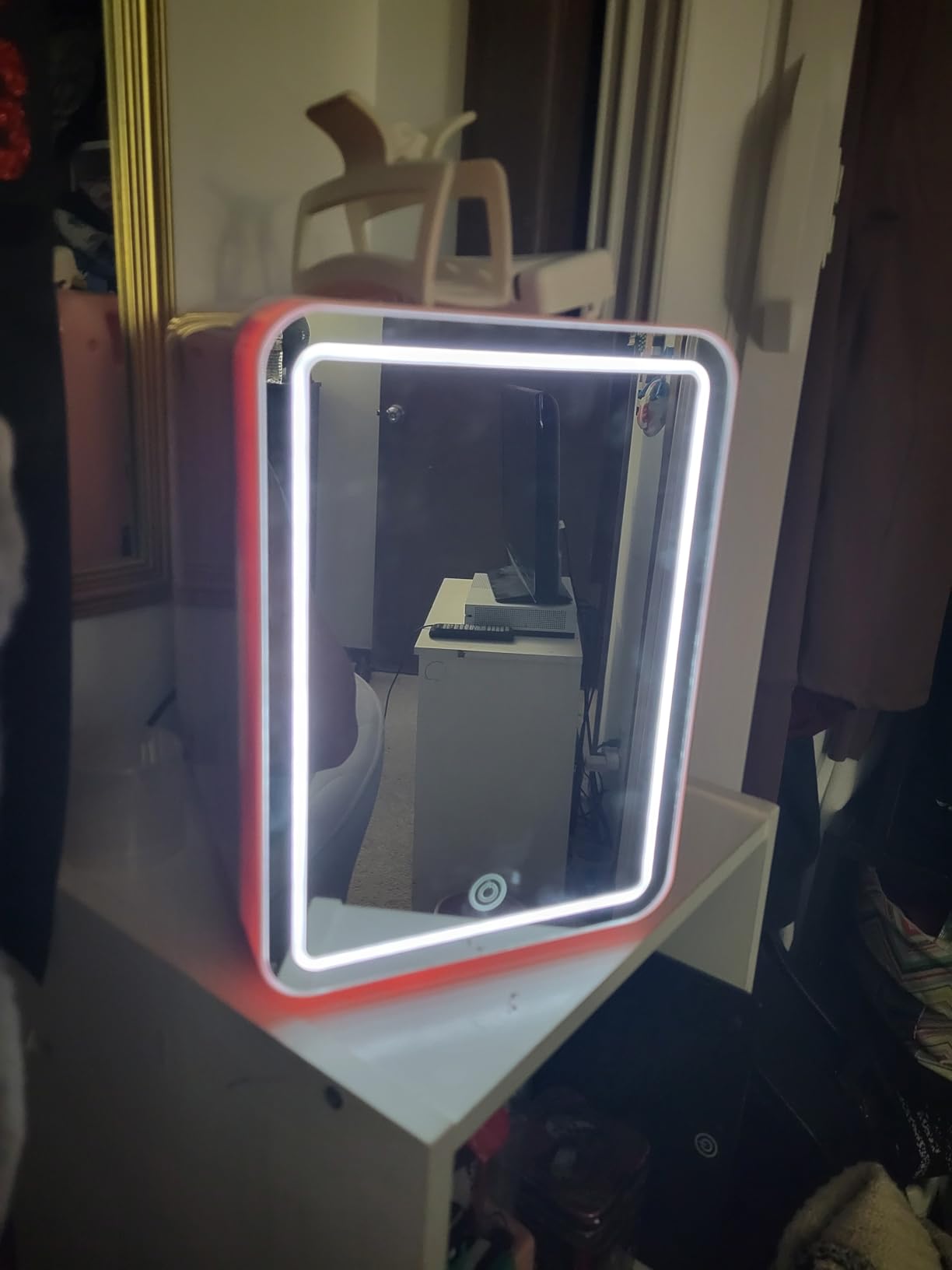 BOGDA Mini Skincare Fridge (4 Liter/6 Can) with Dimmable LED Light Mirror, Cooler and Warmer for Refrigerating Make Up, Skin Care and Food, Portable Mini Fridge for Bedroom, Office and Car, White customer photo 1