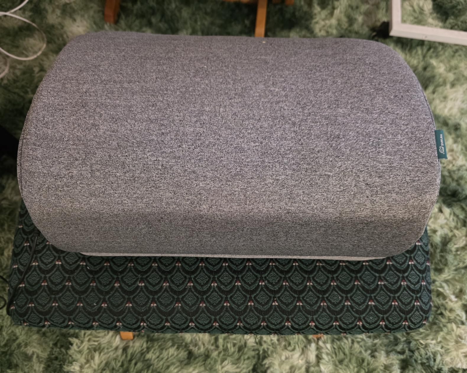 Snailax Heated Foot Rest Under Desk at Work, FSA Eligble Desk Foot Stool with Heat & Vibration Massage, Adjustable Height, 2 Heat Levels Foot Warmer Feet Heater for Office Chair, Gaming Home Use customer photo 1