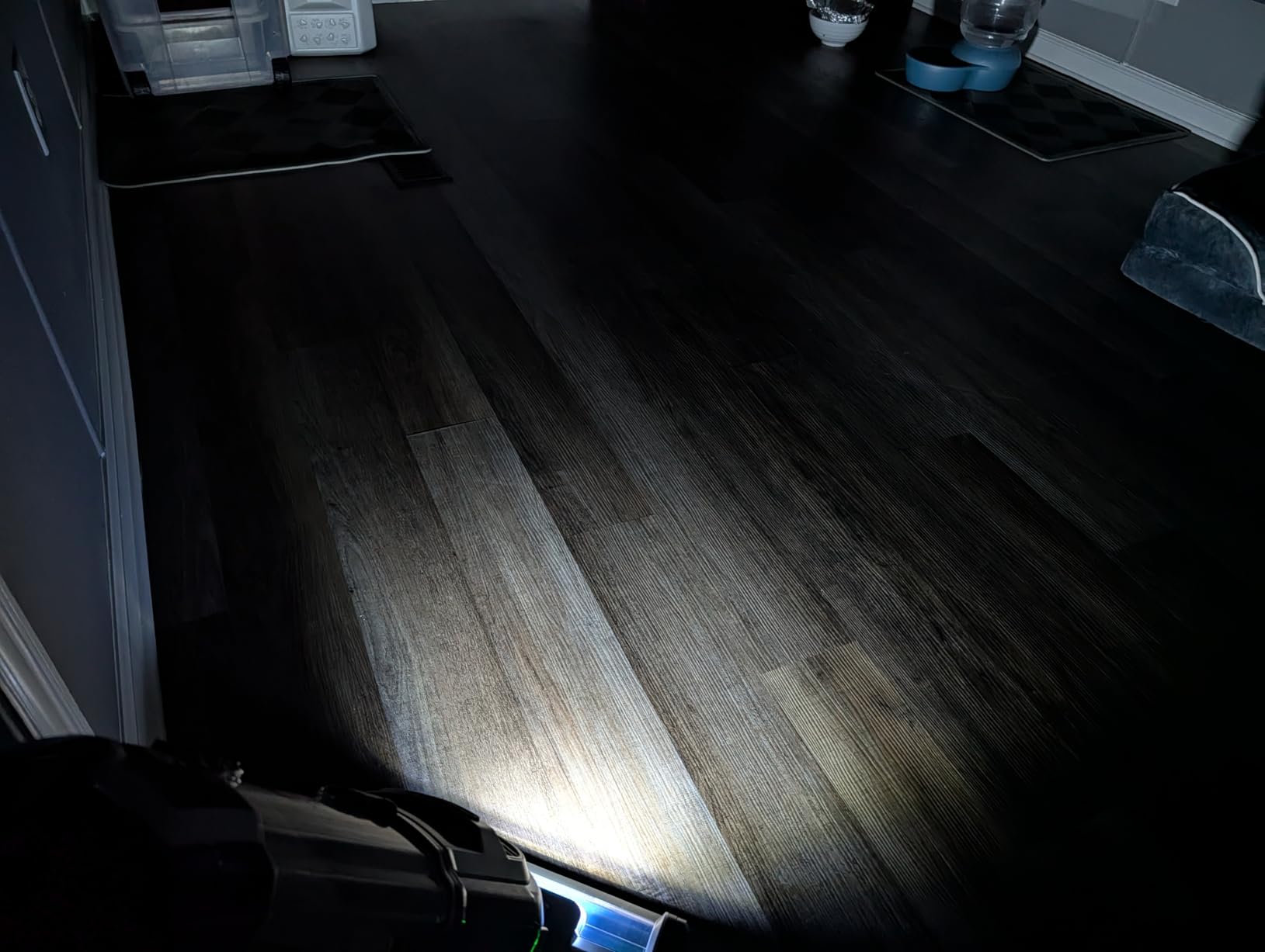 Shark Lift-Away Upright Vacuum with Powerfins, Self-Cleaning Brushroll, Anti-Allergen Complete Seal Technology, No Hair Wrap, LED Headlights, and Advanced Swivel Steering, Eggplant, ZD201 customer photo 2