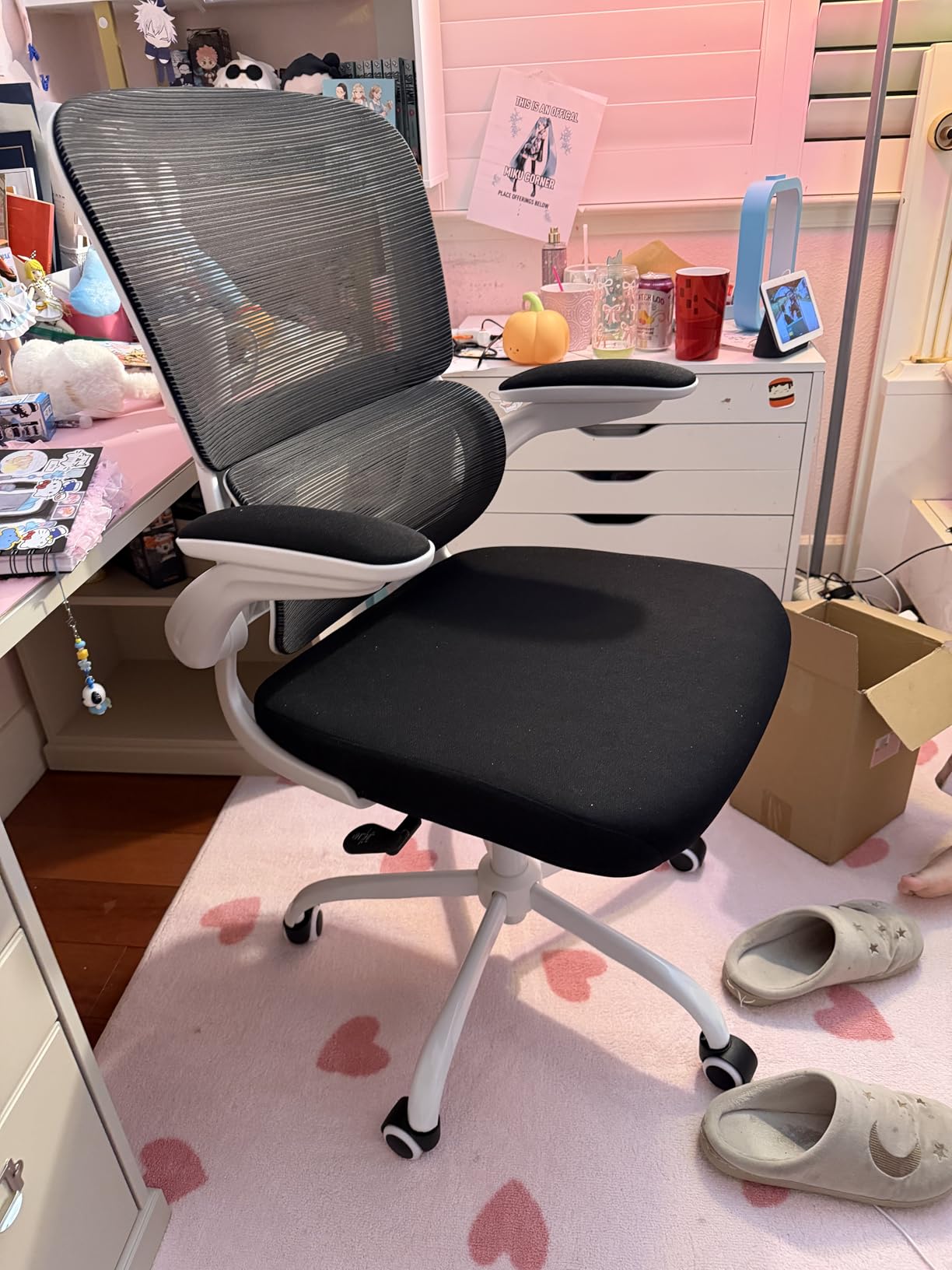 TRALT Office Chair - Ergonomic Desk Chair with Adjustable Lumbar Support, Mesh Computer Chair, Executive Chairs for Home Office Comfortable Lumbar Support (White) customer photo 2