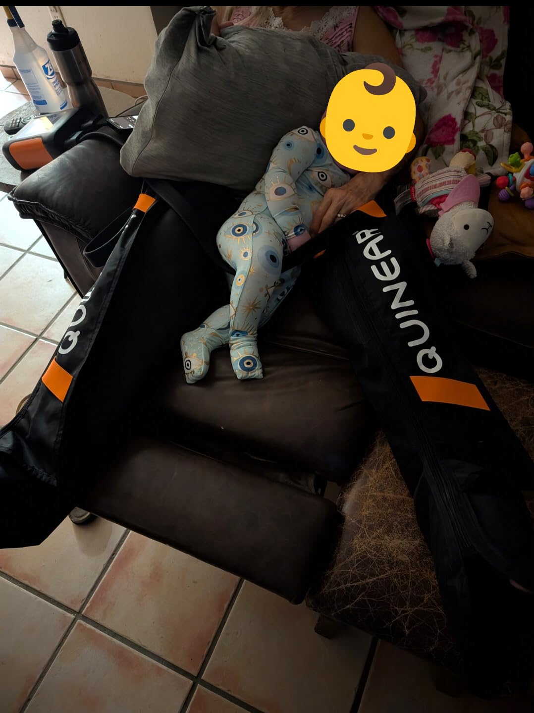 QUINEAR Professional Leg Recovery System, Cordless Air Compression Boots with Sequential Compression customer photo 2