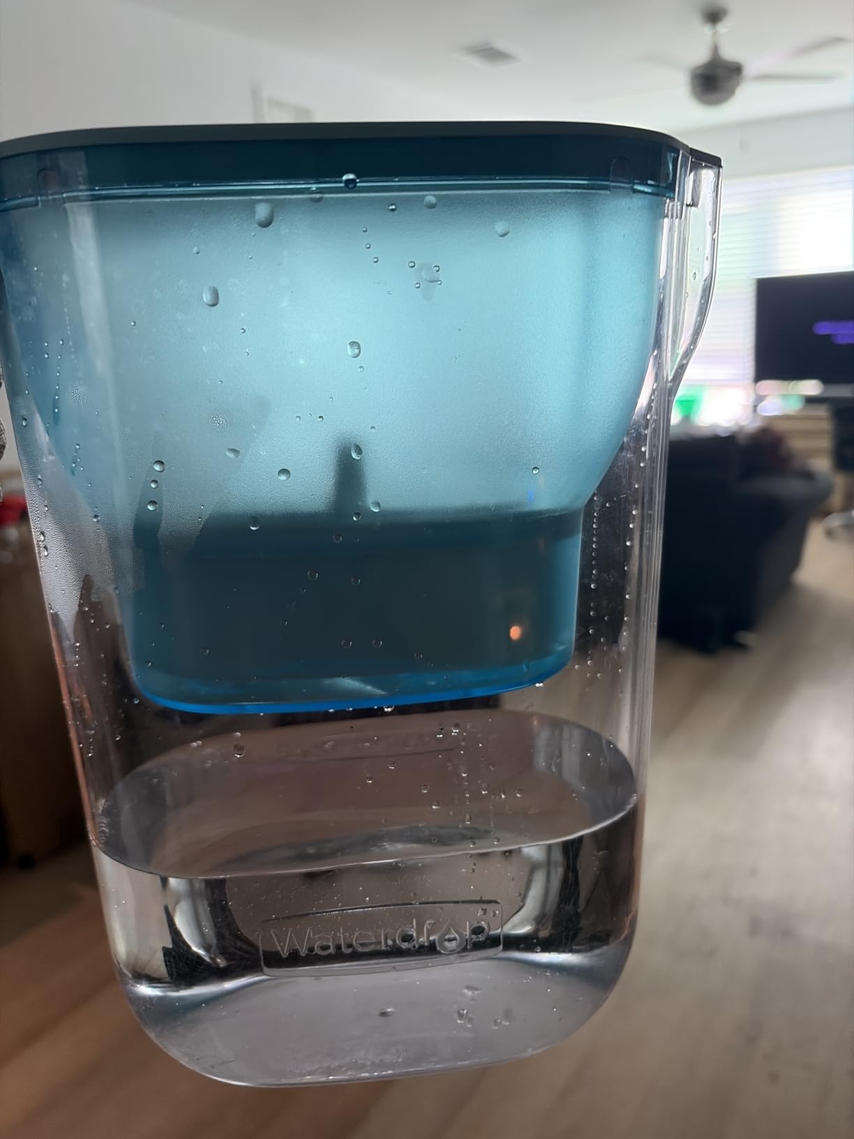Waterdrop PT-05B-L Water Filter Pitcher, 7-Cup, NSF Certified, 200-Gallon Long-Life Filter Purifier, Reduces Chlorine and PFOA/PFOS, for Countertop, Replaces 6,400 Plastic Water Bottles a Year, Blue customer photo 2