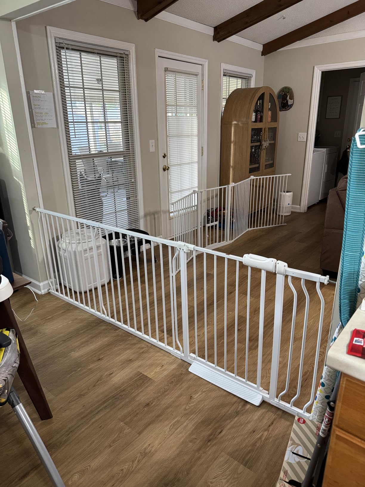 HOOEN Extra Wide Baby Gate for Doorways Stairs 86-105 Inch Wide Pressure Mounted Dog Gates for the House Walk Through Gates Indoor Safety Child Gates for Kids or Pets (86.3