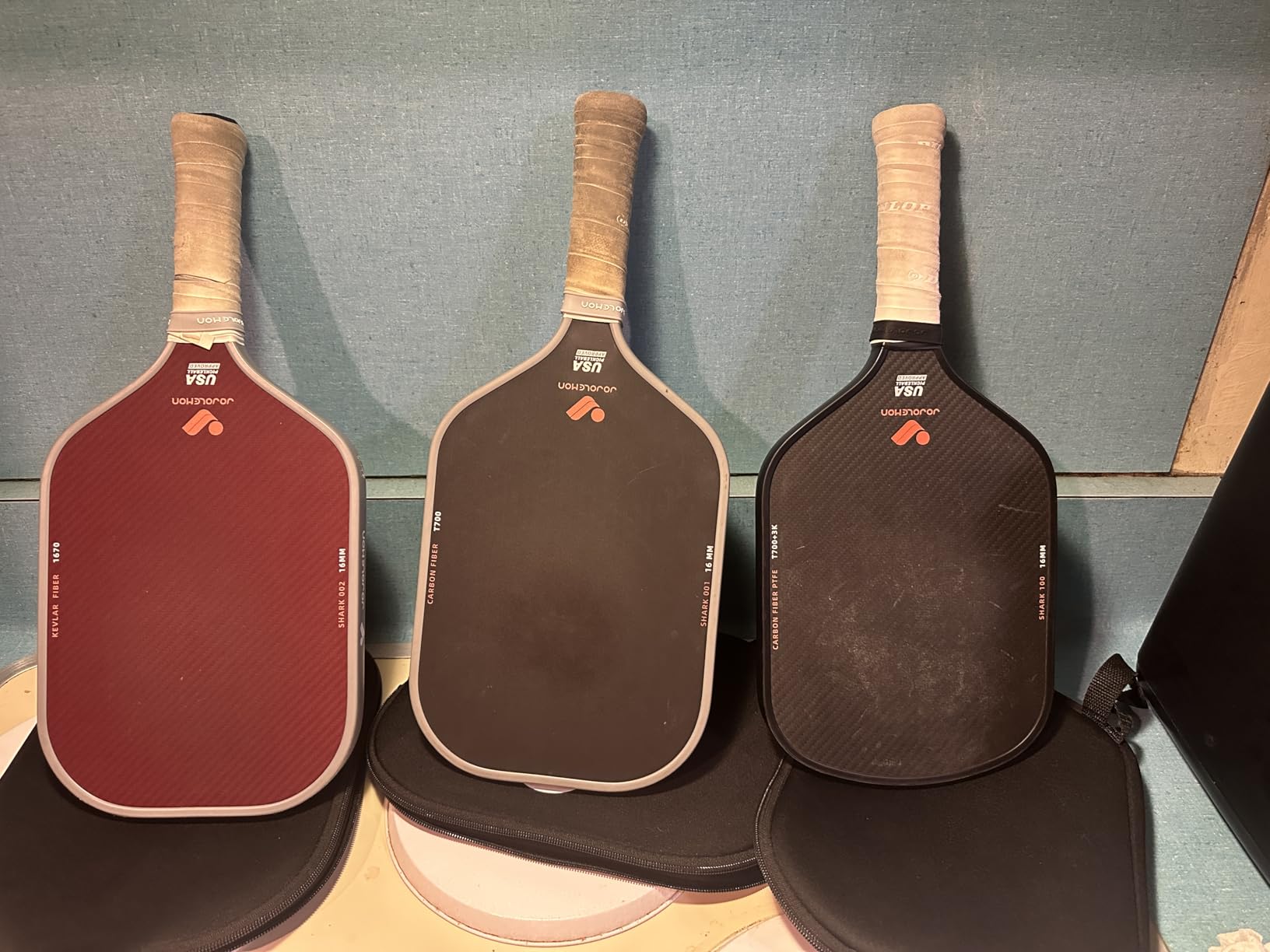 JOJOLEMON Pickleball Paddles, Carbon Fiber Pickleball Paddle with a 16mm Shark Power Polymer Core, The Pickleball Rackets Designed for Ultimate Spin & Consistency customer photo 2