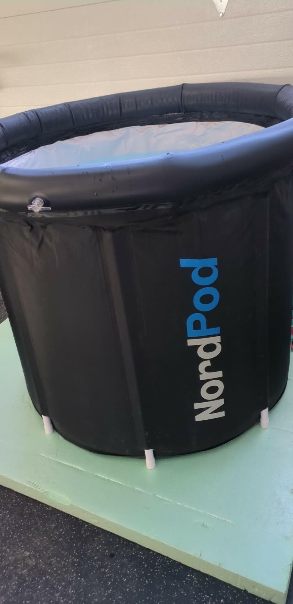 Lifepro NordPod Recovery Ice Tub - Portable Cold Plunge Tub for Athletes, Ice Bath for Recovery & Therapy - Outdoor/Indoor Use, All-Weather Lid, XL Size - Holds Up to 102 Gallons customer photo 2