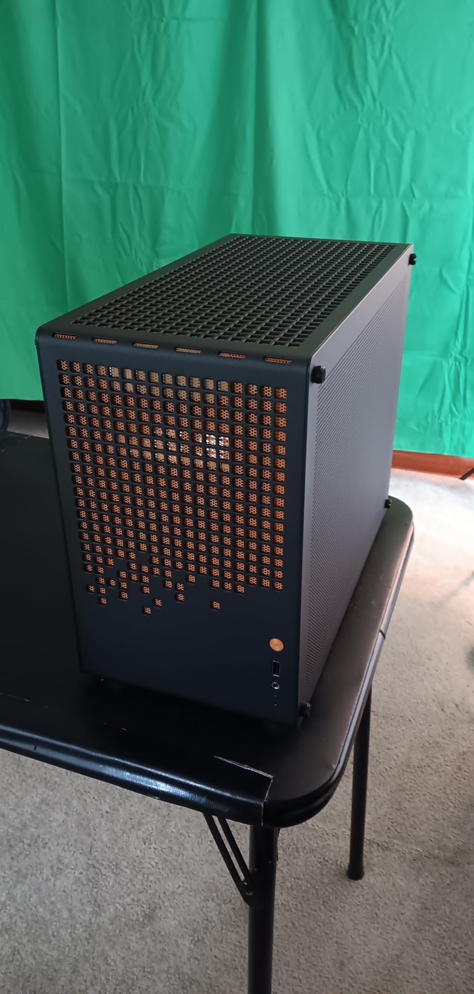 JONSBO/JONSPLUS Z20 Black Micro-ATX Mini Tower PC Case, with Detachable Carrying Handle, Mini Size, High-Performance Hardware Compatible, Support 240AIO, H160mm Cooler, Black customer photo 2