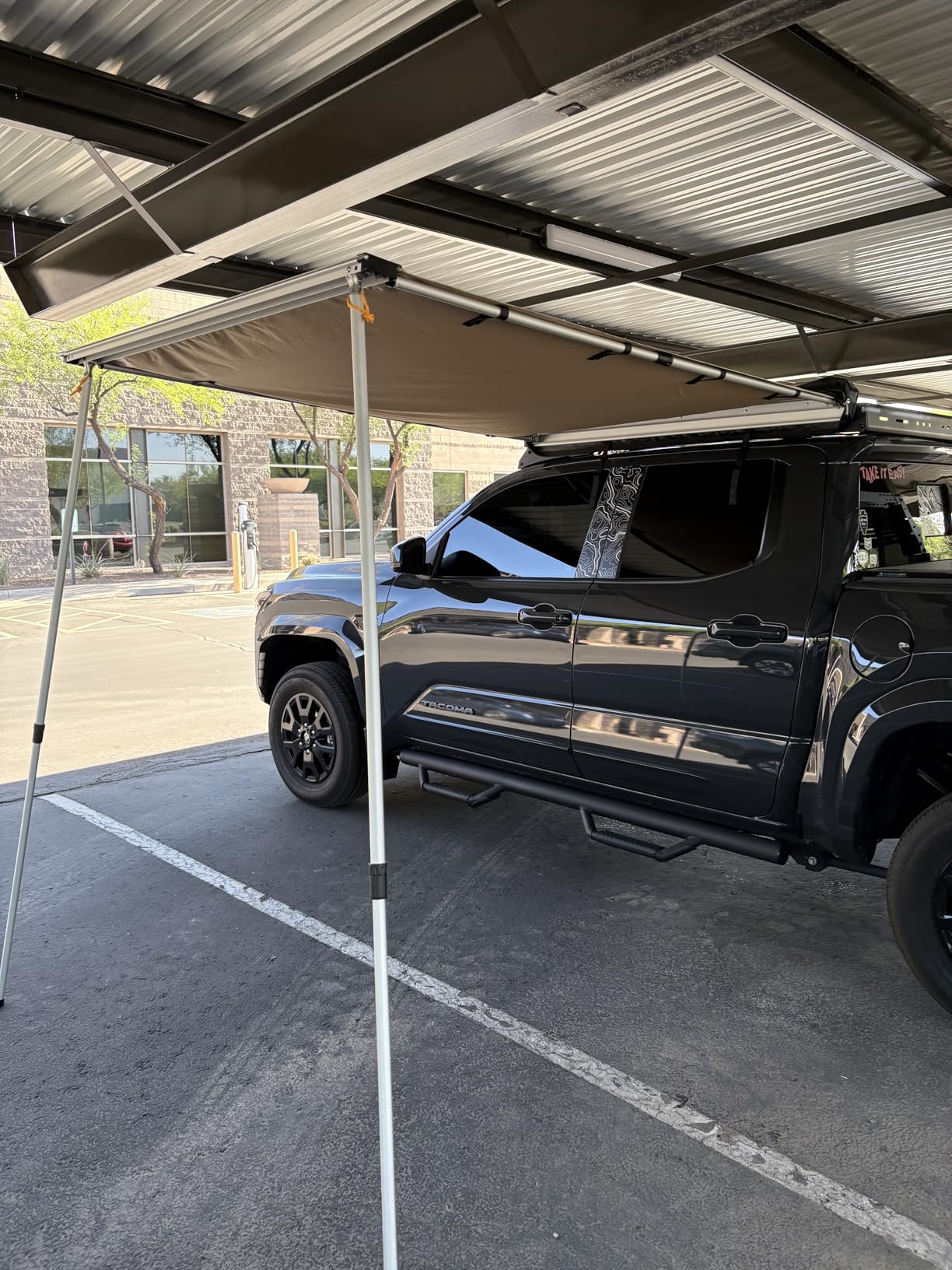 JOYTUTUS Vehicle Awning 4.6'x6.6' Roof Rack Pull-Out Sun Shade UV50+, Weatherproof 4x4 Side Awning customer photo 2
