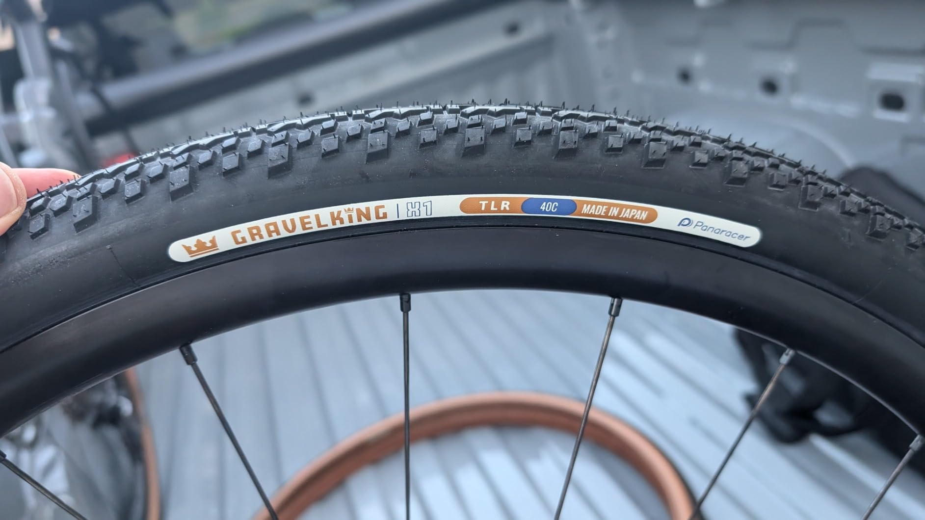 GRAVELKING X1 Tubeless Ready Folding Gravel Tire - Classic, Plus, Race customer photo 2